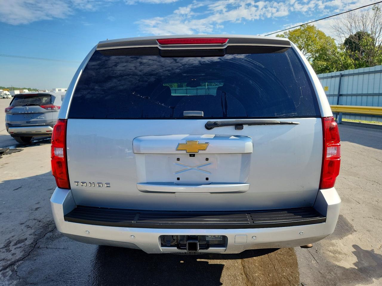 2013 Chevrolet Tahoe K1500 Lt Silver vin: 1GNSKBE0XDR337937