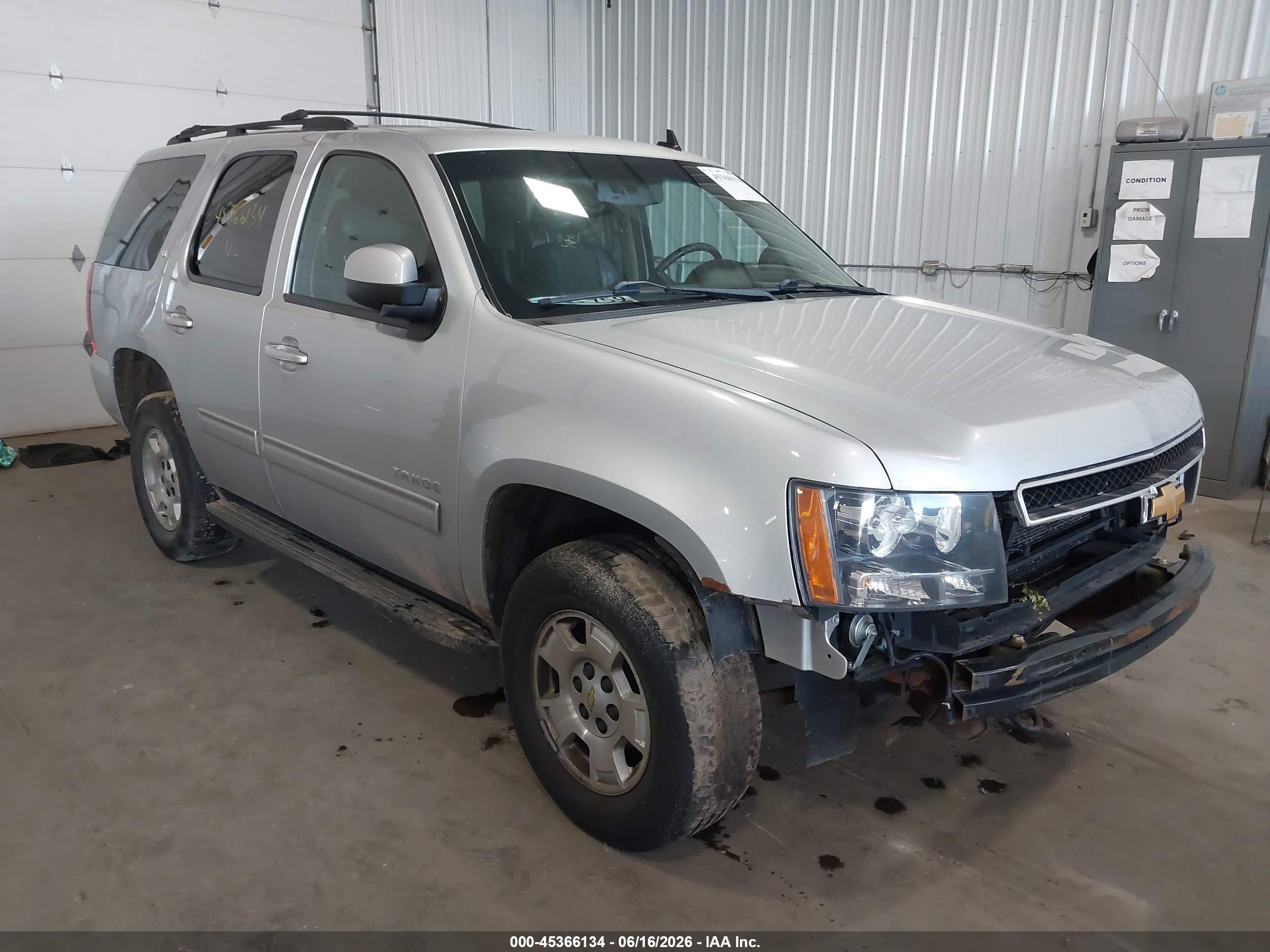 2013 Chevrolet Tahoe Lt Silver vin: 1GNSKBE0XDR349778