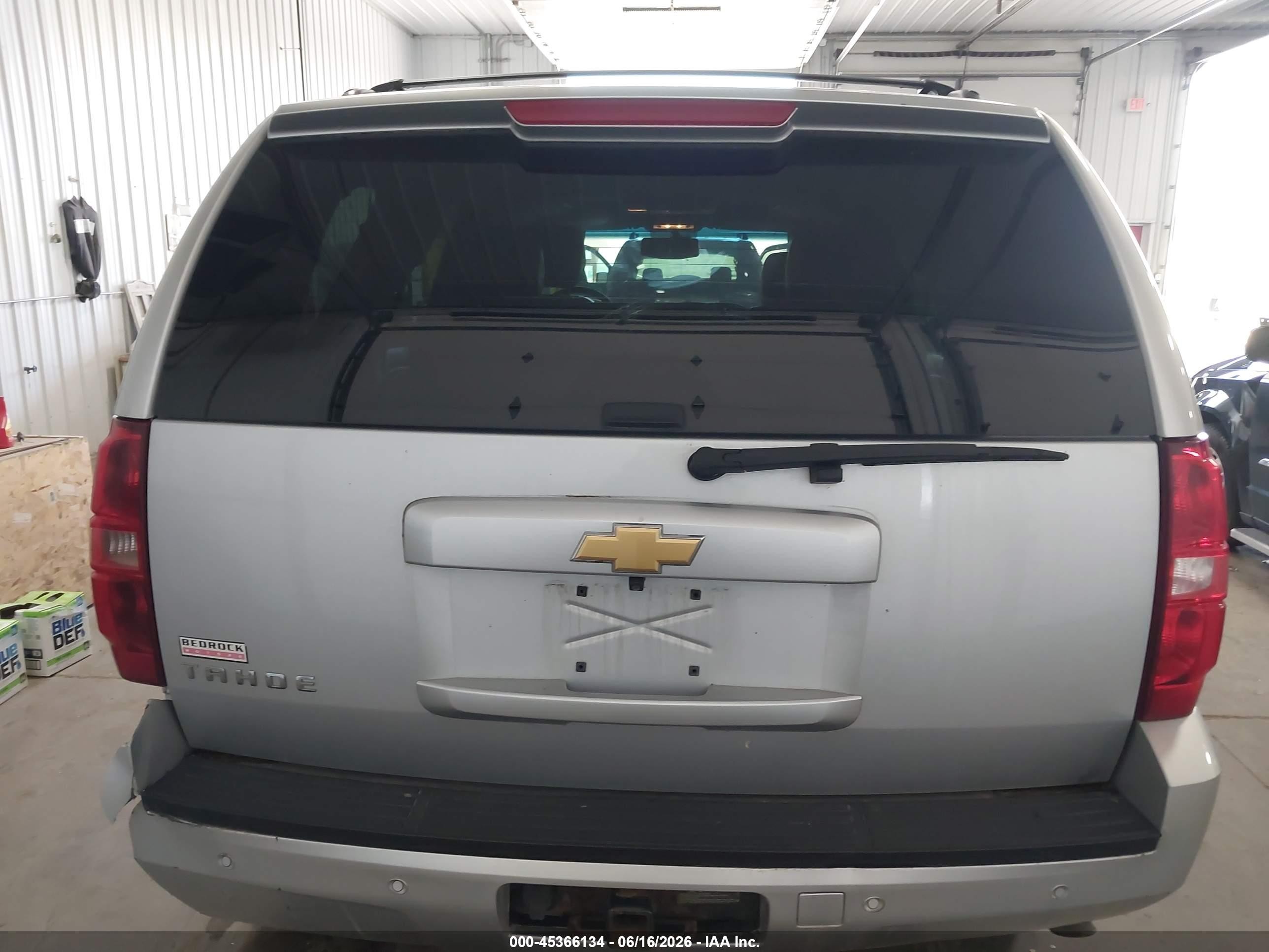 2013 Chevrolet Tahoe Lt Серебряный vin: 1GNSKBE0XDR349778
