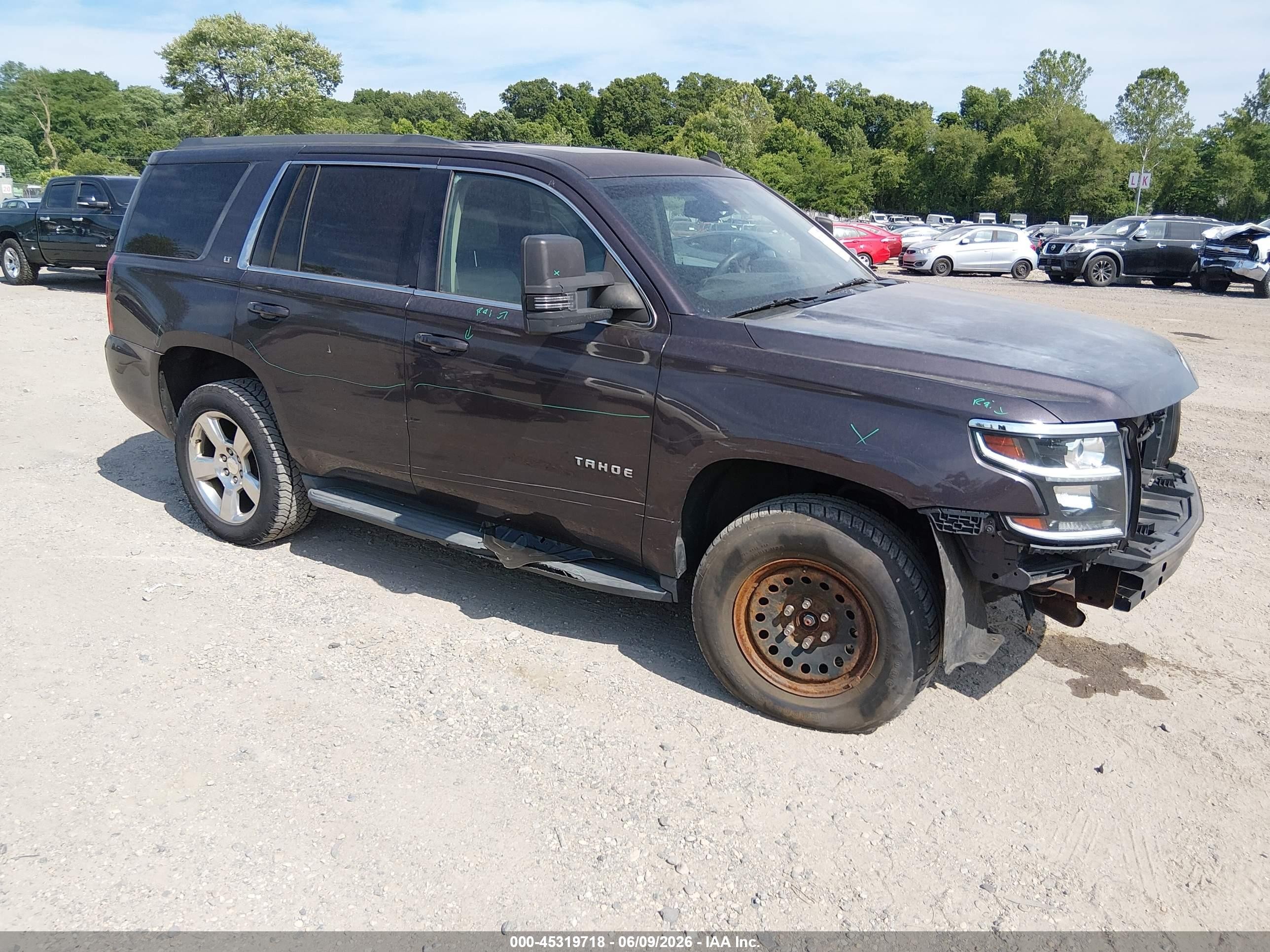 2015 Chevrolet Tahoe Lt Maroon vin: 1GNSKBKC0FR147615