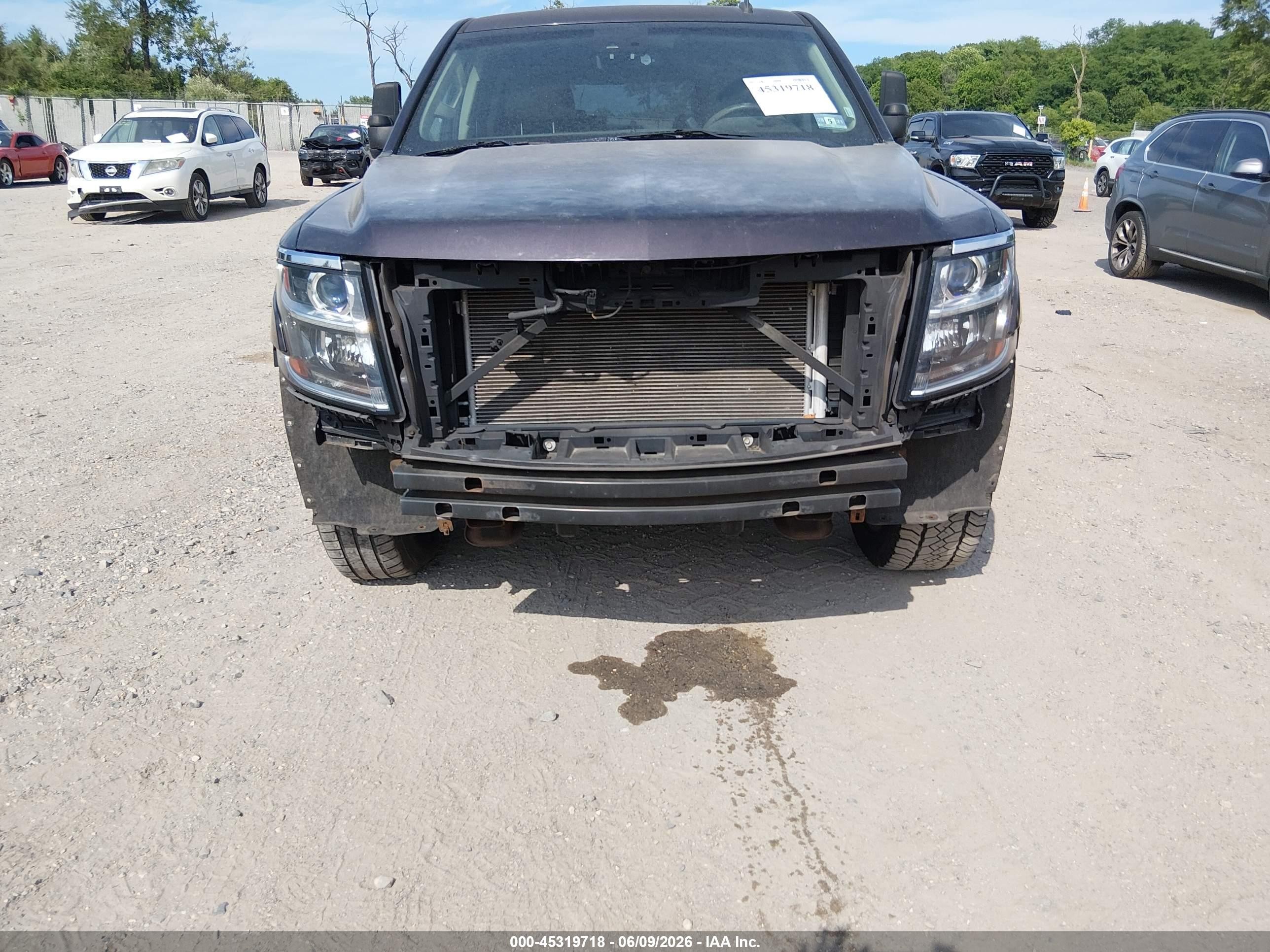2015 Chevrolet Tahoe Lt Maroon vin: 1GNSKBKC0FR147615