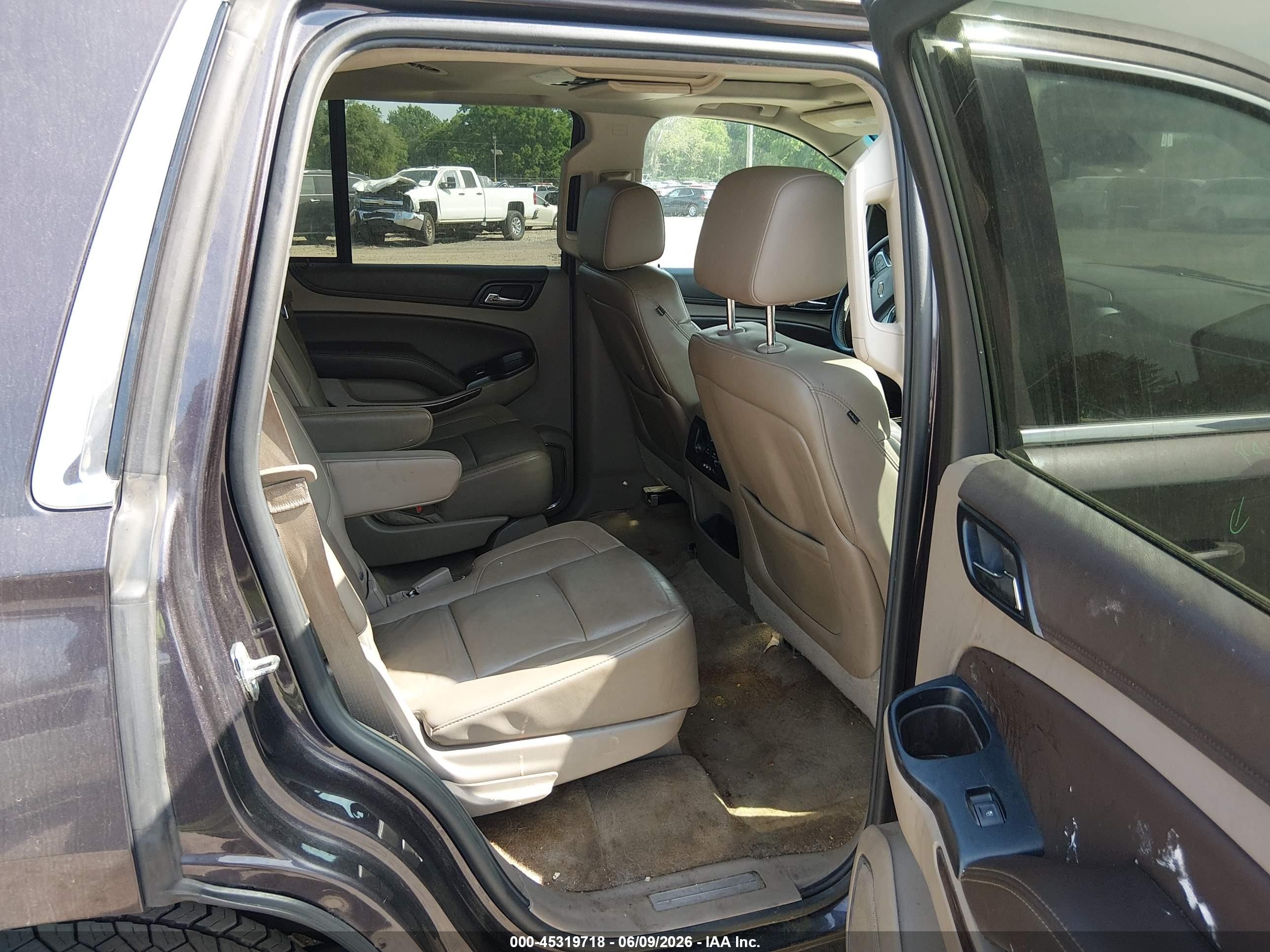 2015 Chevrolet Tahoe Lt Maroon vin: 1GNSKBKC0FR147615