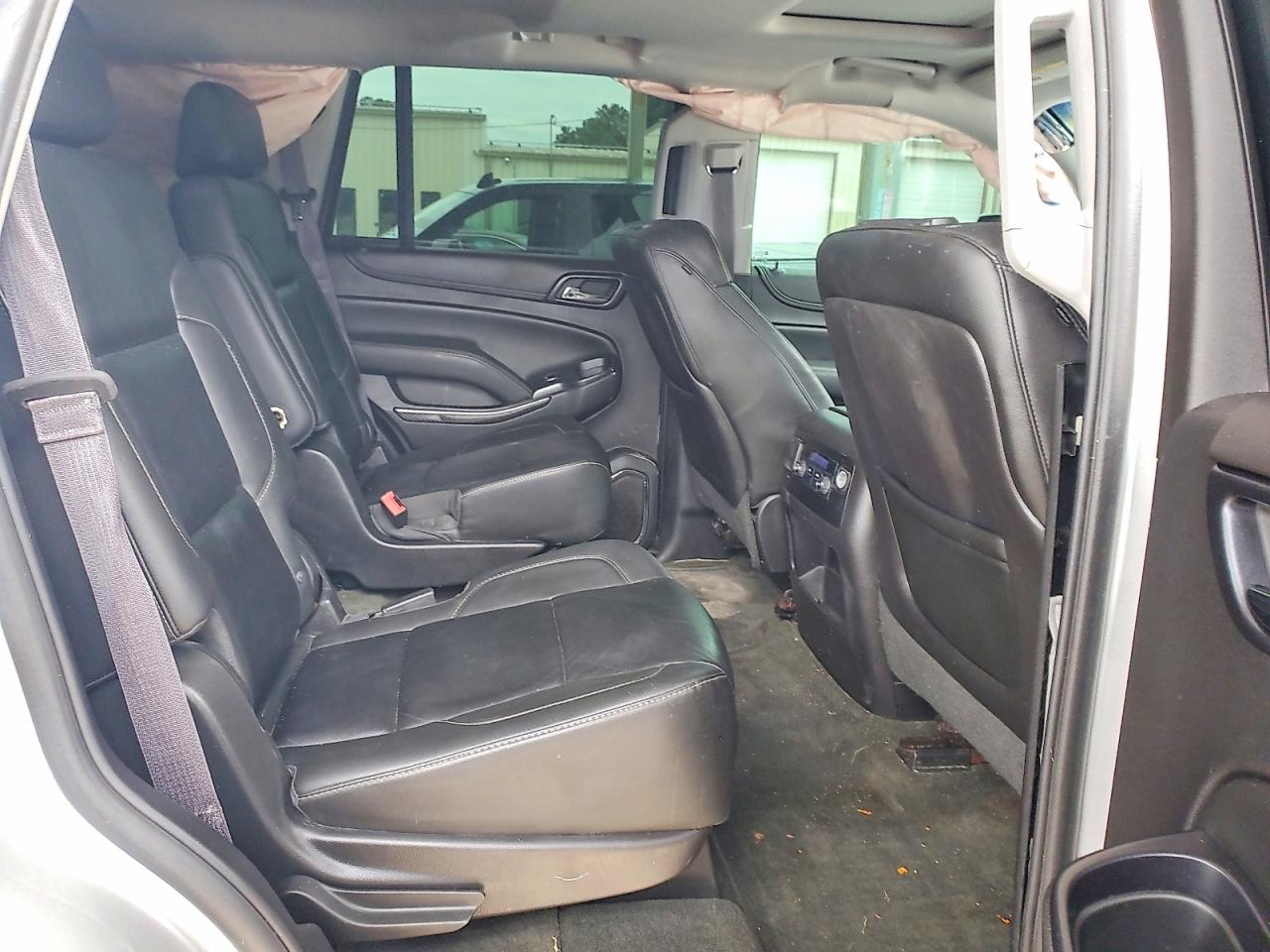 2015 Chevrolet Tahoe K1500 Lt Silver vin: 1GNSKBKC0FR181666