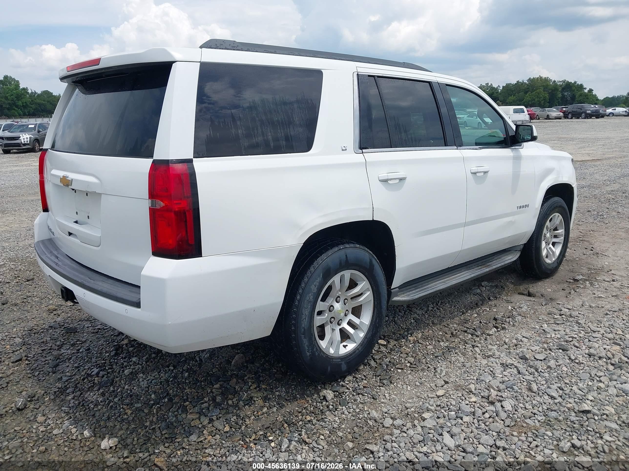 2015 Chevrolet Tahoe Lt White vin: 1GNSKBKC0FR554916