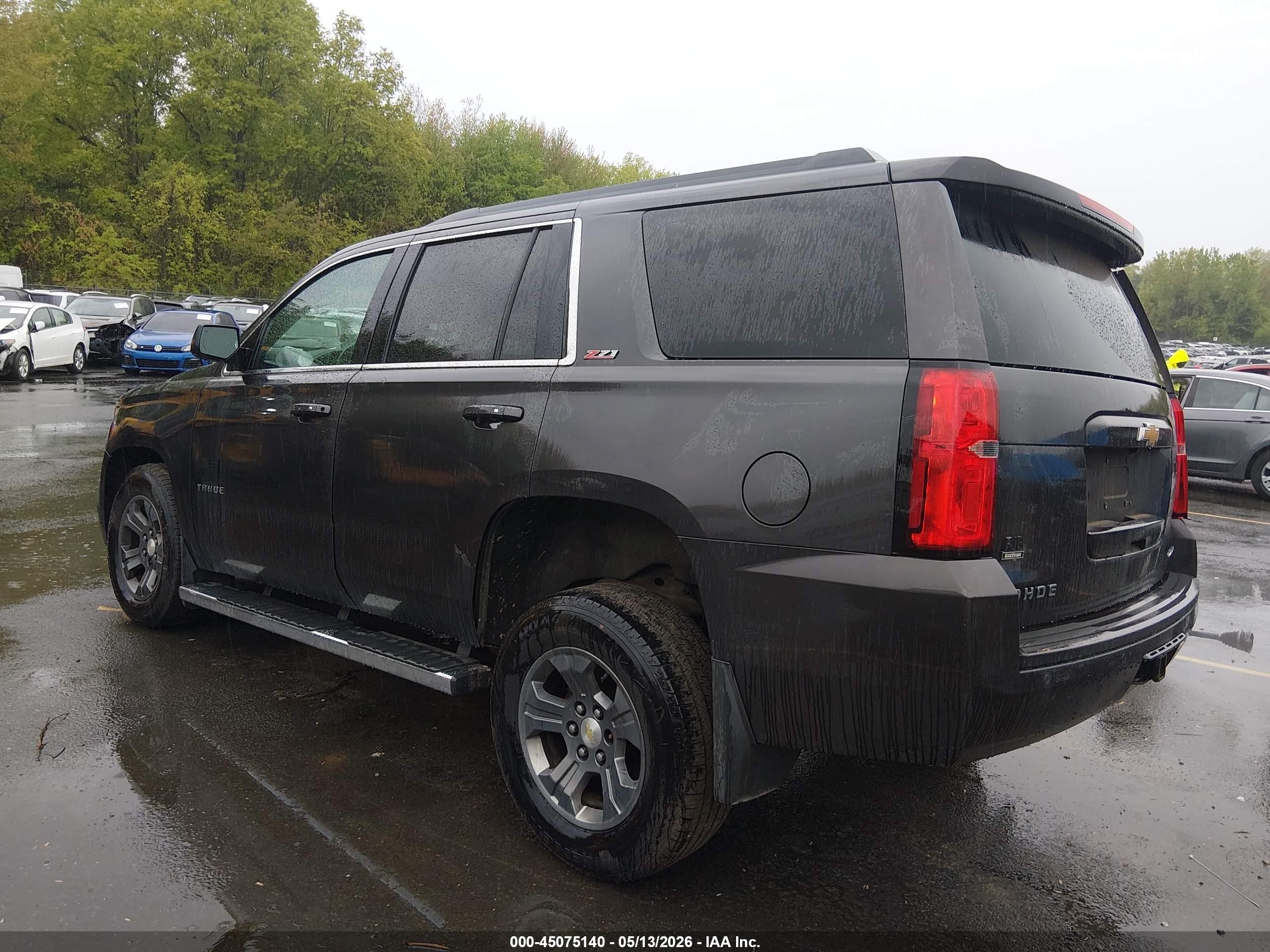 2015 Chevrolet Tahoe Lt Серый vin: 1GNSKBKC0FR629212