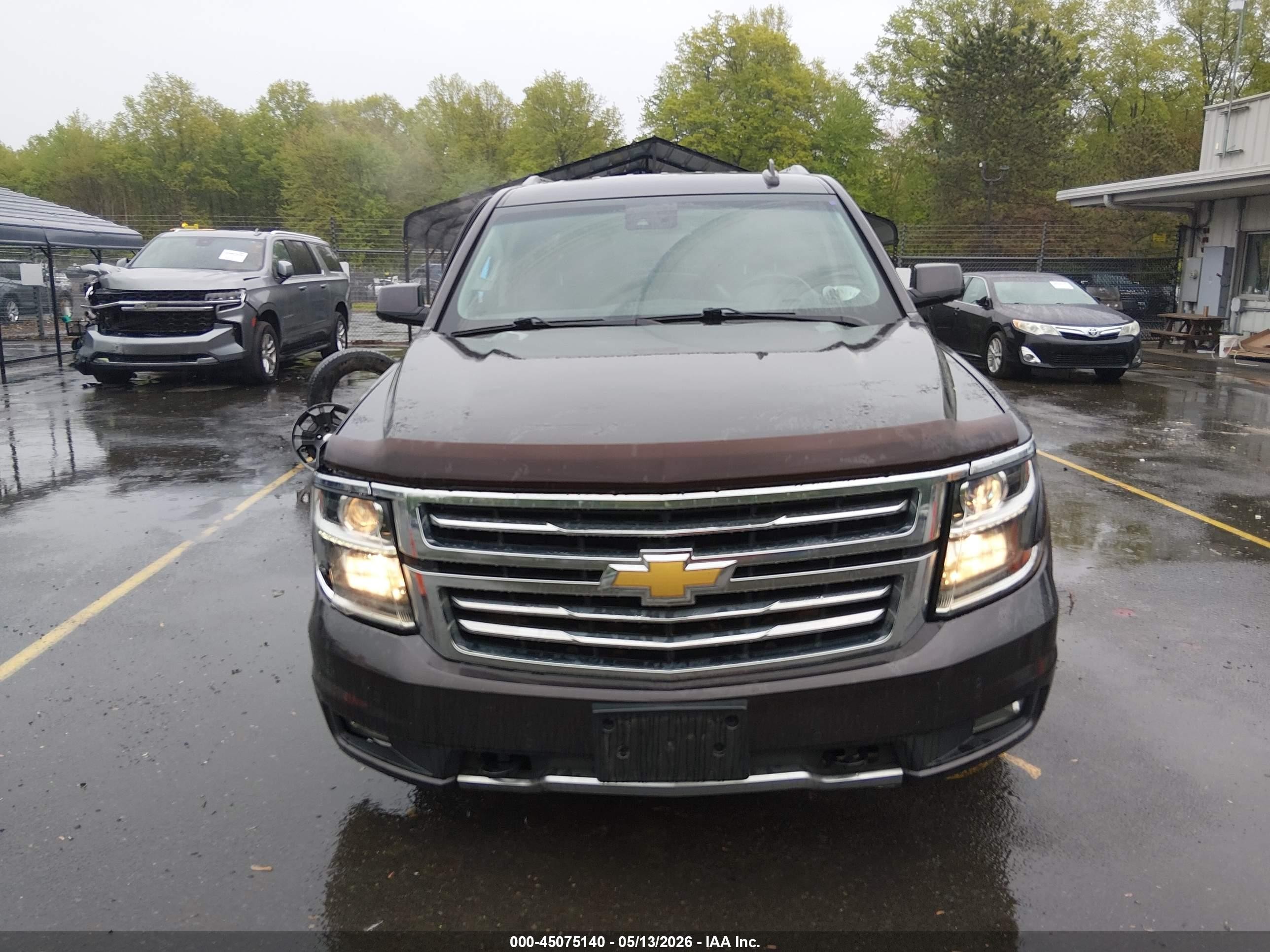 2015 Chevrolet Tahoe Lt Серый vin: 1GNSKBKC0FR629212