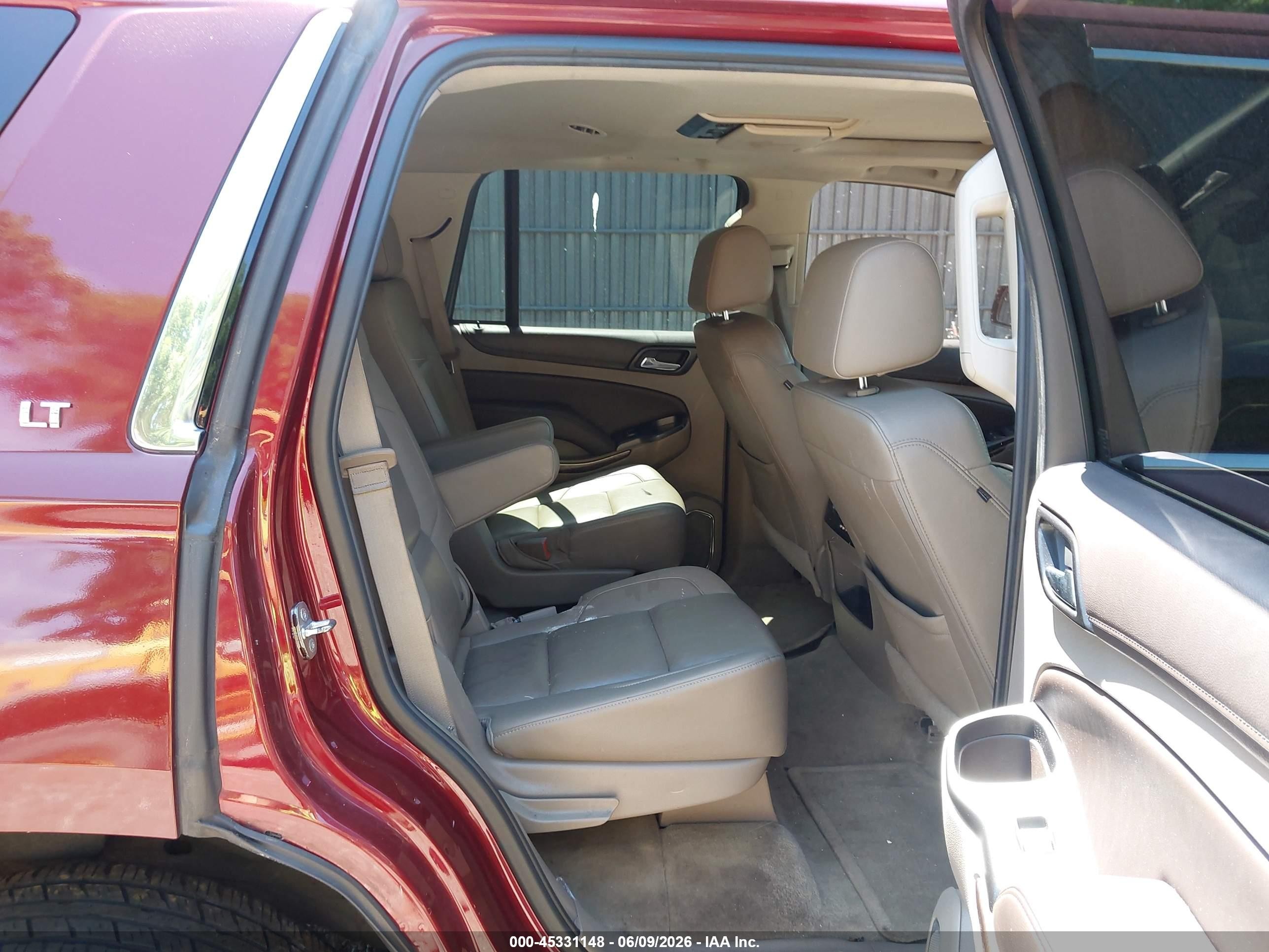 2016 Chevrolet Tahoe Lt Красный vin: 1GNSKBKC0GR463937