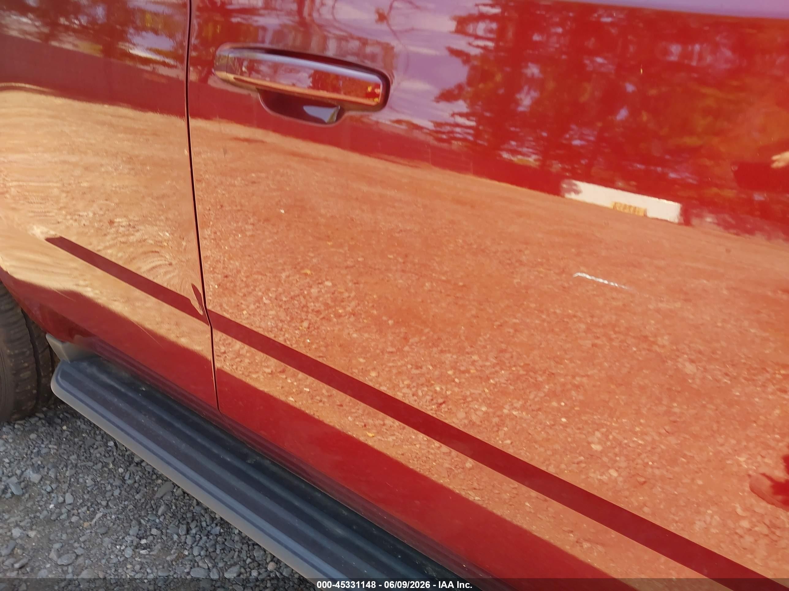 2016 Chevrolet Tahoe Lt Красный vin: 1GNSKBKC0GR463937