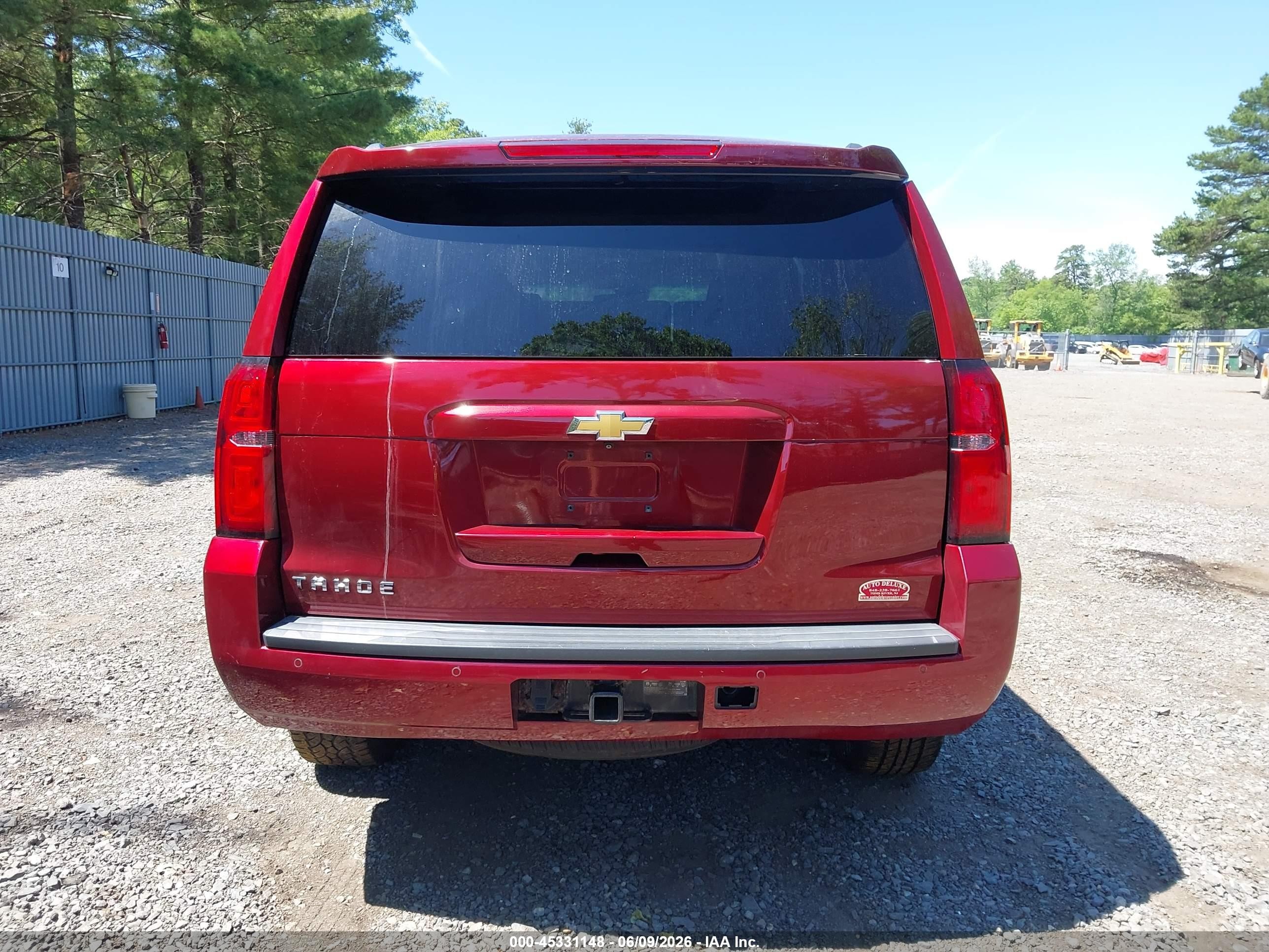2016 Chevrolet Tahoe Lt Красный vin: 1GNSKBKC0GR463937