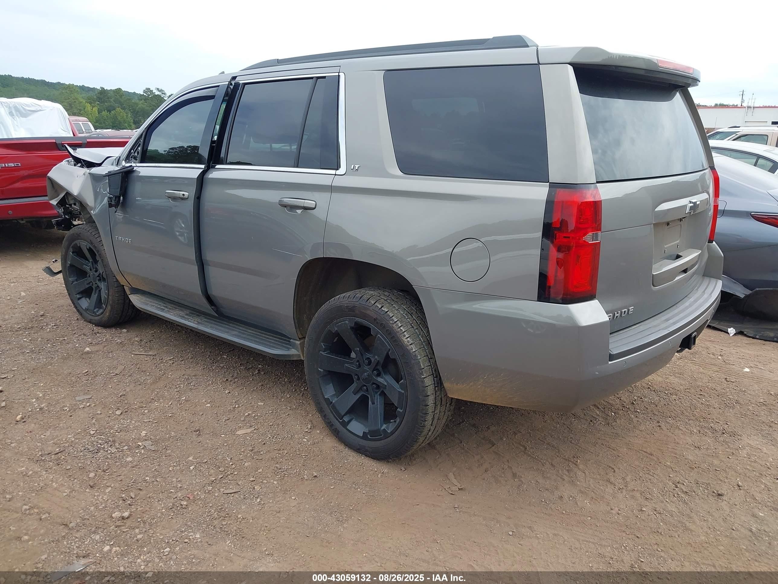 2019 Chevrolet Tahoe Lt Gray vin: 1GNSKBKC0KR167597