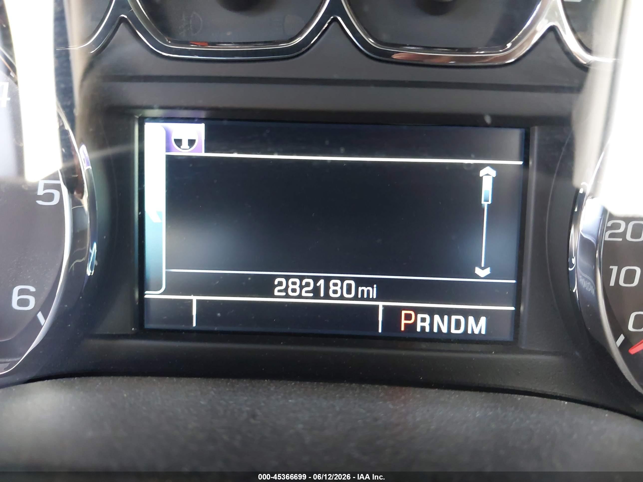 2015 Chevrolet Tahoe Lt Серый vin: 1GNSKBKC1FR103963