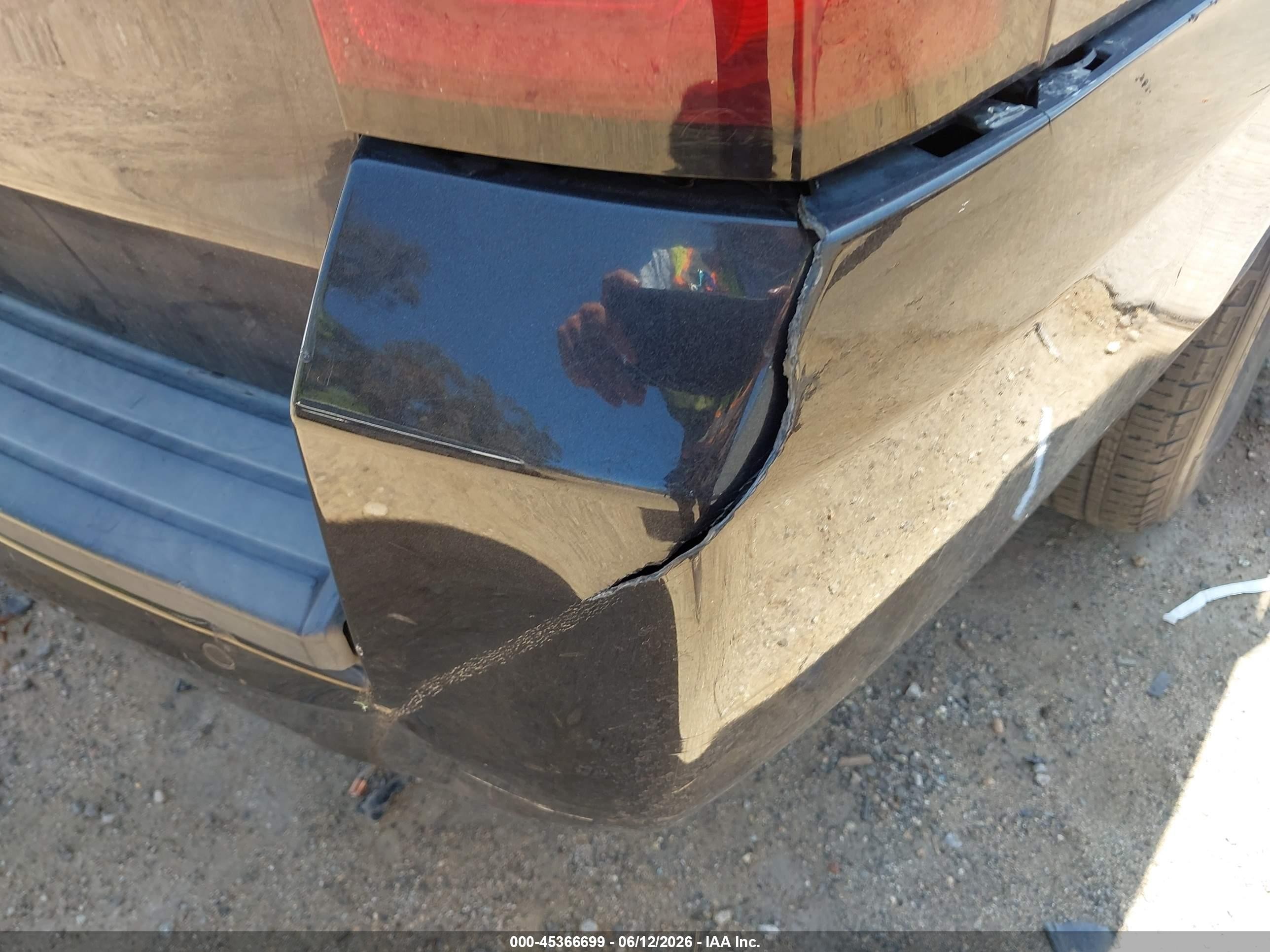 2015 Chevrolet Tahoe Lt Серый vin: 1GNSKBKC1FR103963