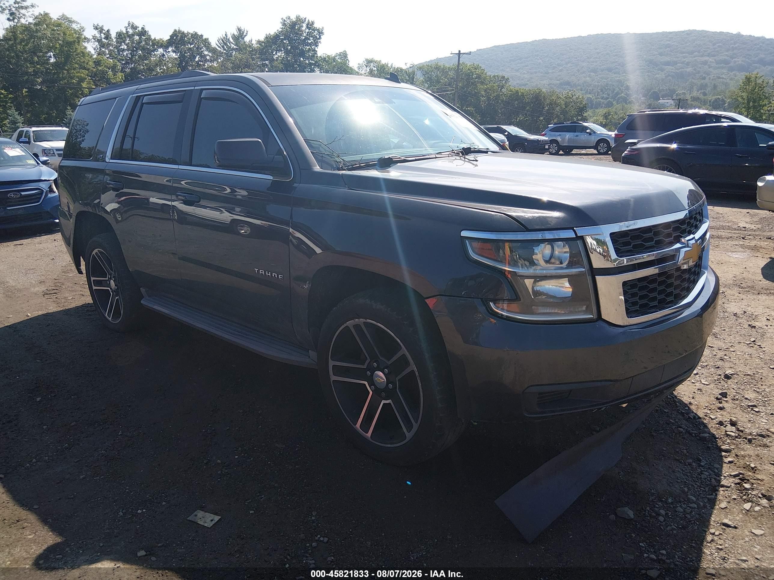 2015 Chevrolet Tahoe Lt Gray vin: 1GNSKBKC1FR247402