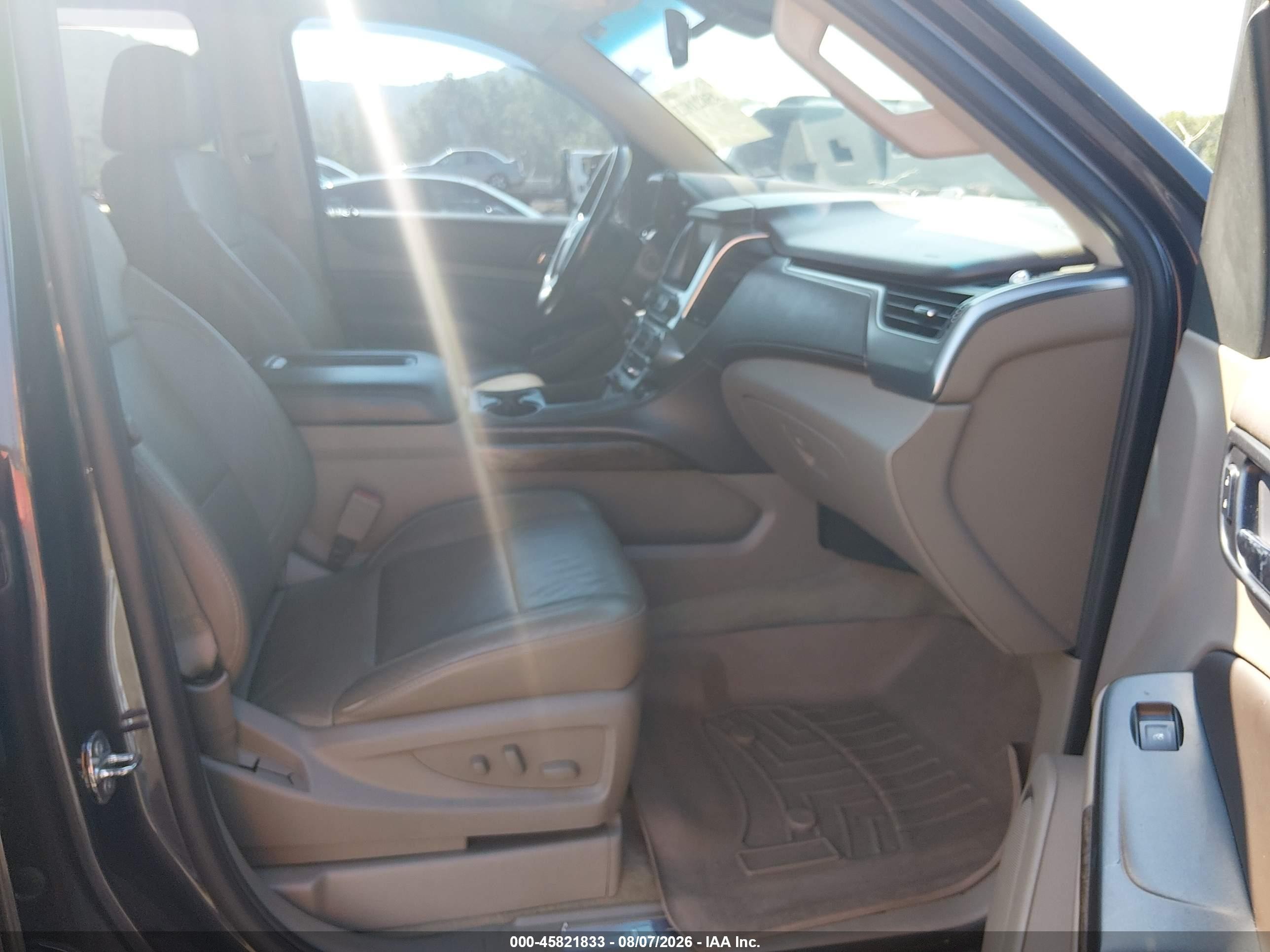 2015 Chevrolet Tahoe Lt Gray vin: 1GNSKBKC1FR247402