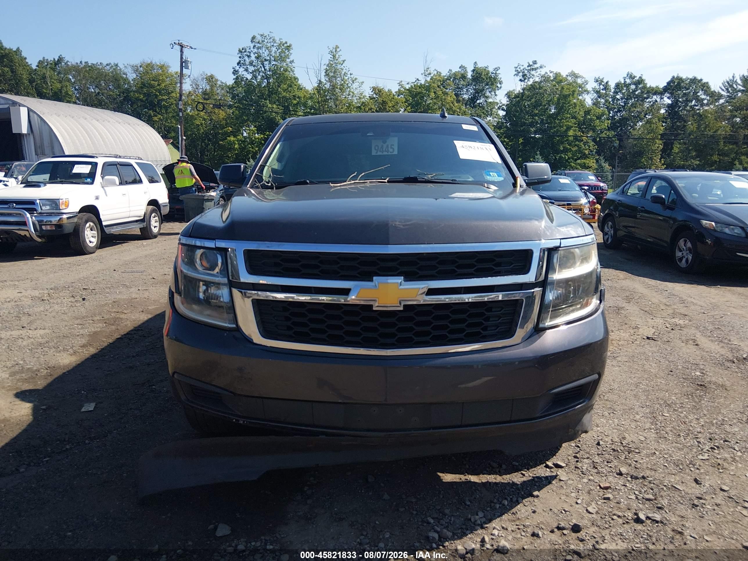 2015 Chevrolet Tahoe Lt Gray vin: 1GNSKBKC1FR247402