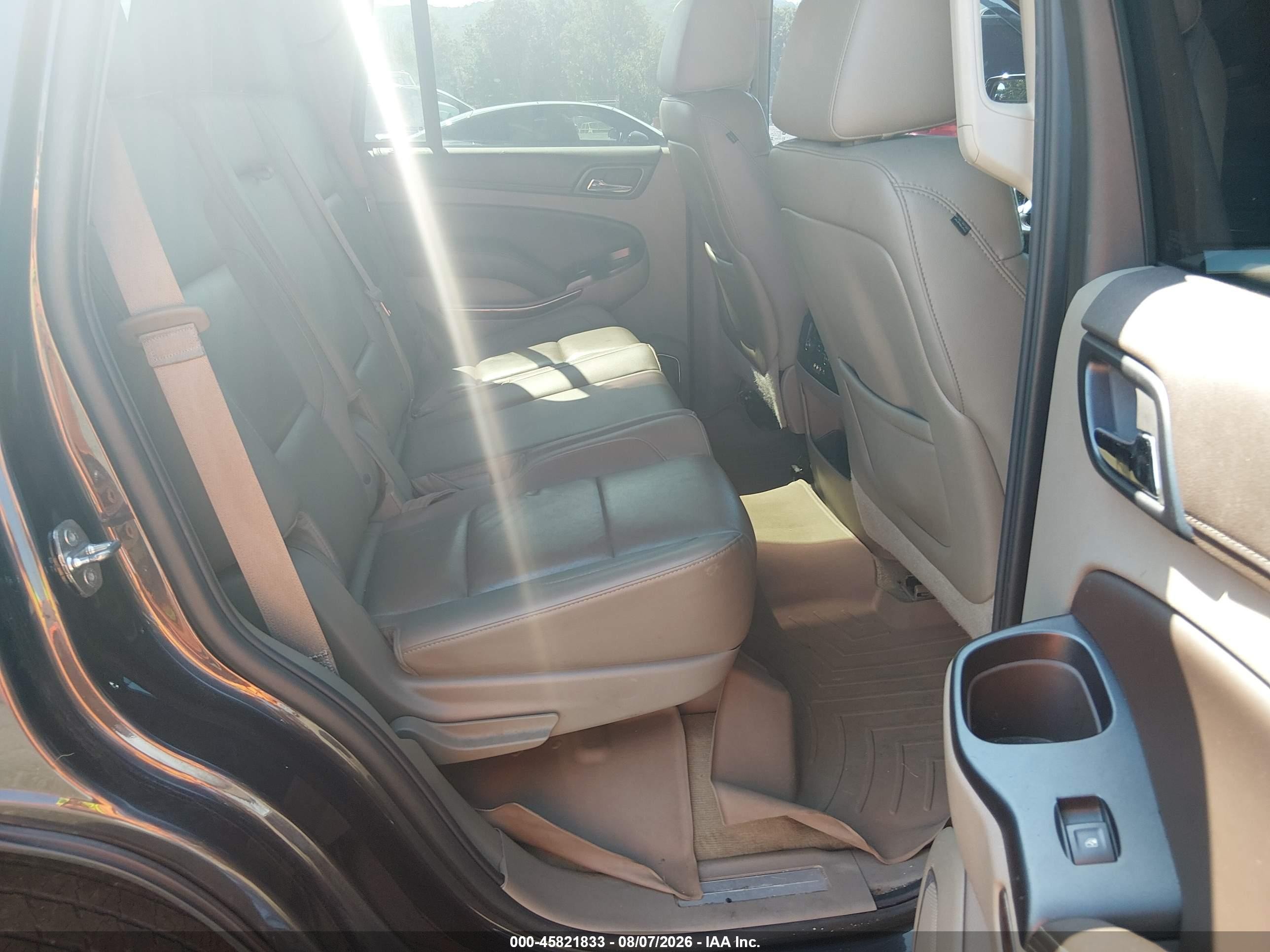 2015 Chevrolet Tahoe Lt Gray vin: 1GNSKBKC1FR247402