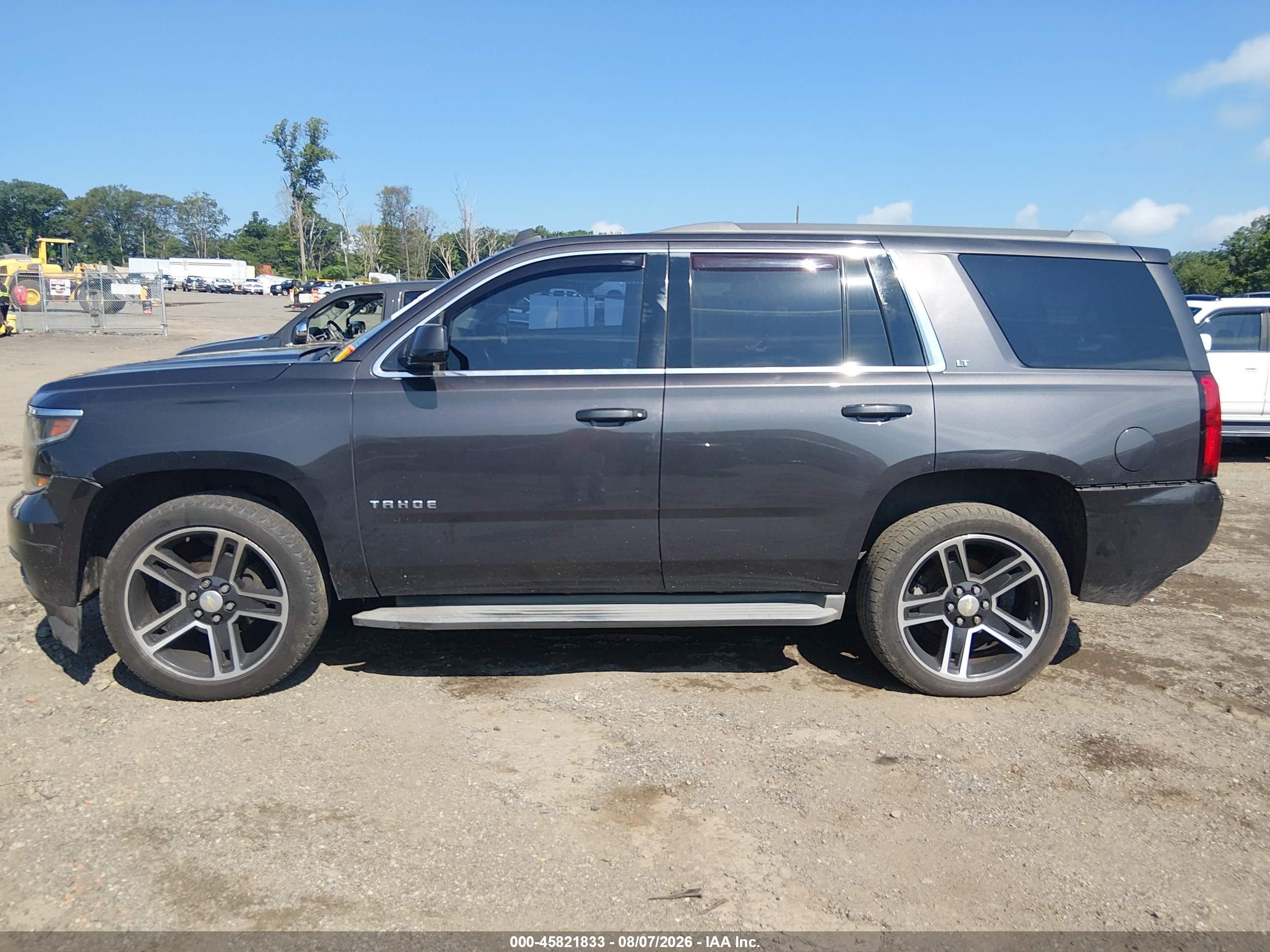 2015 Chevrolet Tahoe Lt Gray vin: 1GNSKBKC1FR247402