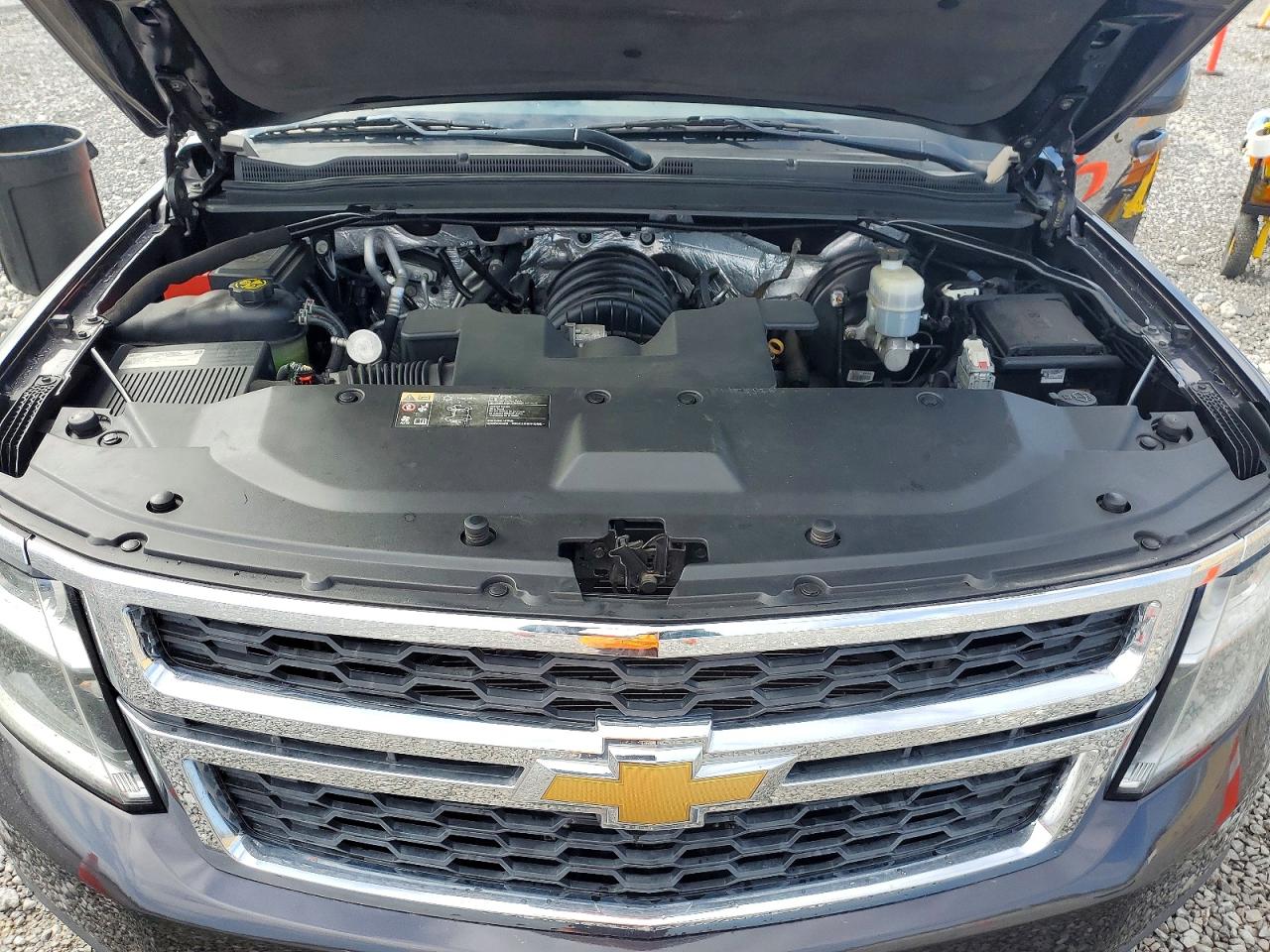 2015 Chevrolet Tahoe K1500 Lt Gray vin: 1GNSKBKC1FR533637