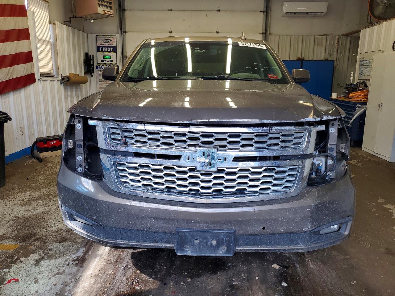 2015 Chevrolet Tahoe K1500 Lt Brown vin: 1GNSKBKC1FR640526