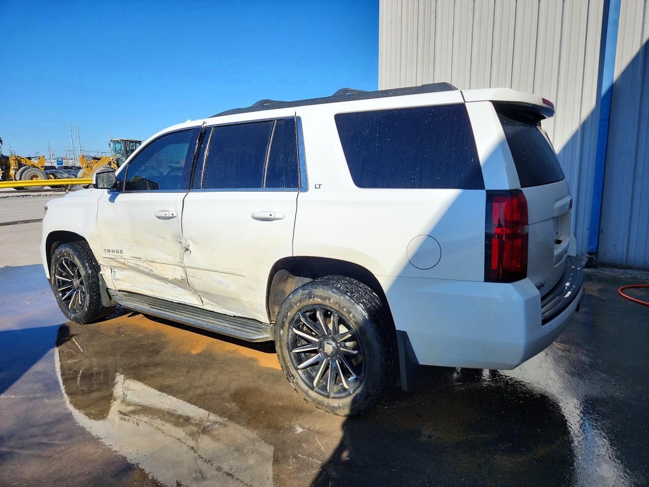 2015 Chevrolet Tahoe K1500 Lt White vin: 1GNSKBKC1FR731165