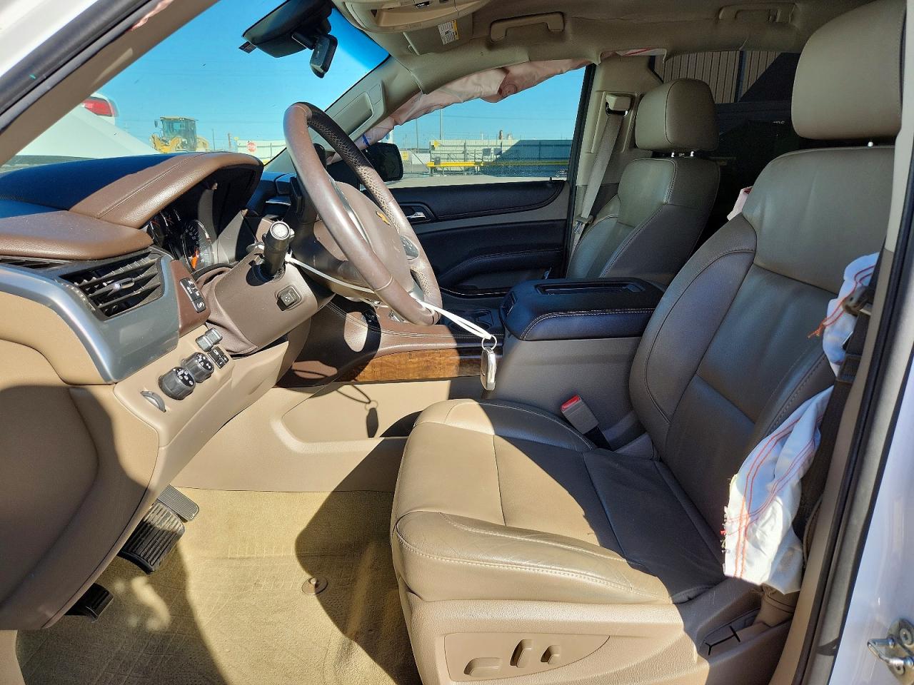 2015 Chevrolet Tahoe K1500 Lt White vin: 1GNSKBKC1FR731165