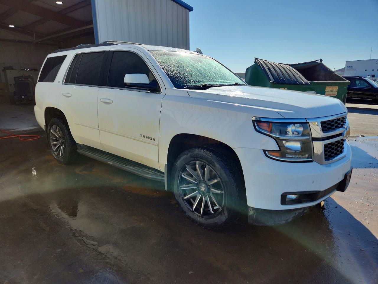 2015 Chevrolet Tahoe K1500 Lt White vin: 1GNSKBKC1FR731165
