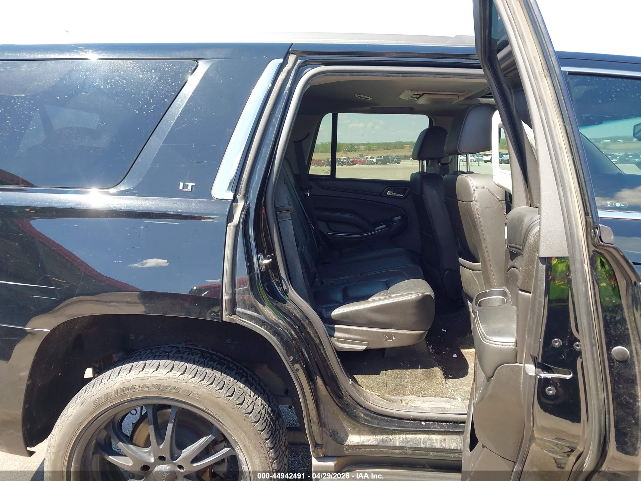 2018 Chevrolet Tahoe Lt Black vin: 1GNSKBKC1JR298150
