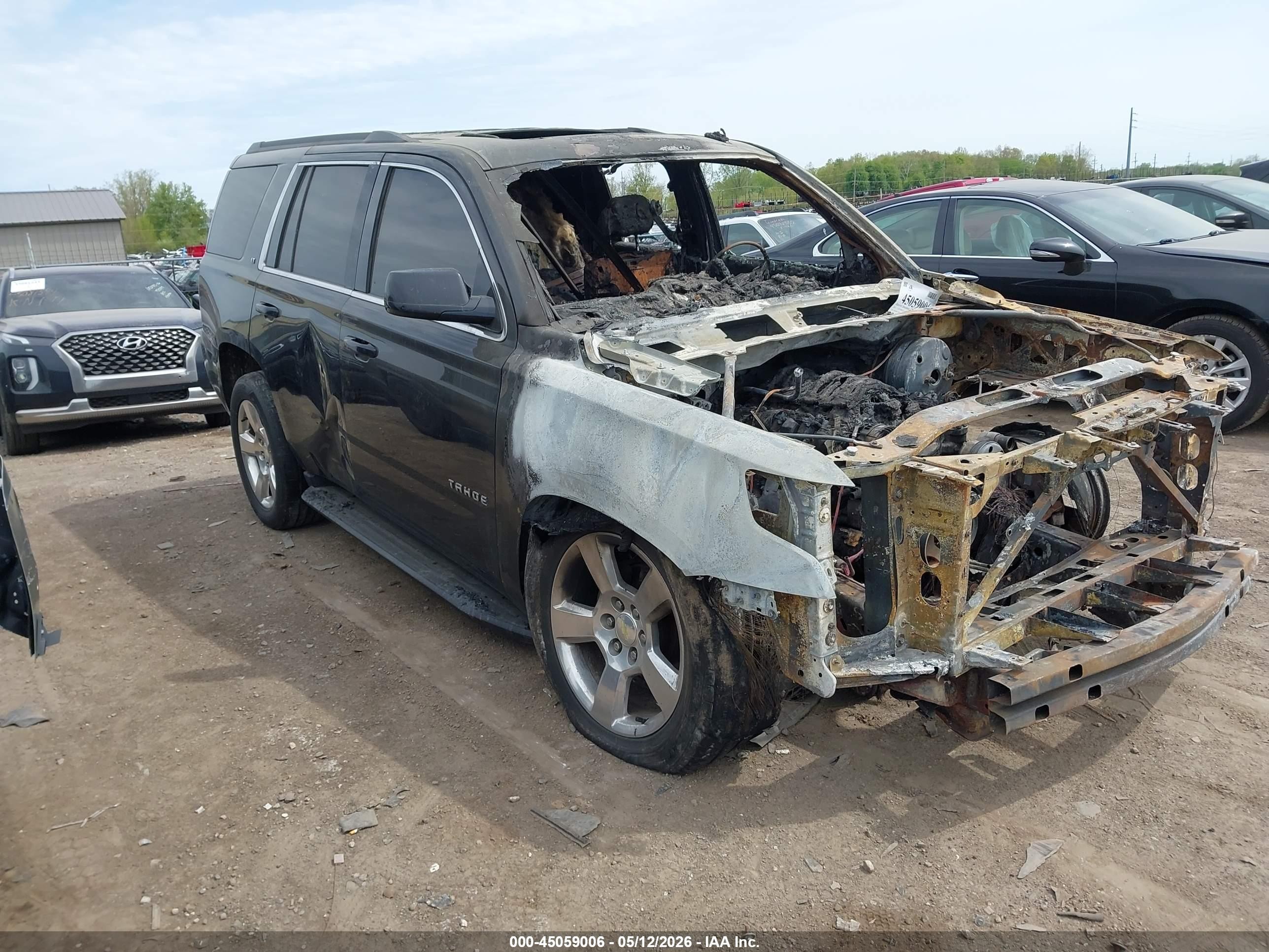 2015 Chevrolet Tahoe Lt Black vin: 1GNSKBKC2FR182284