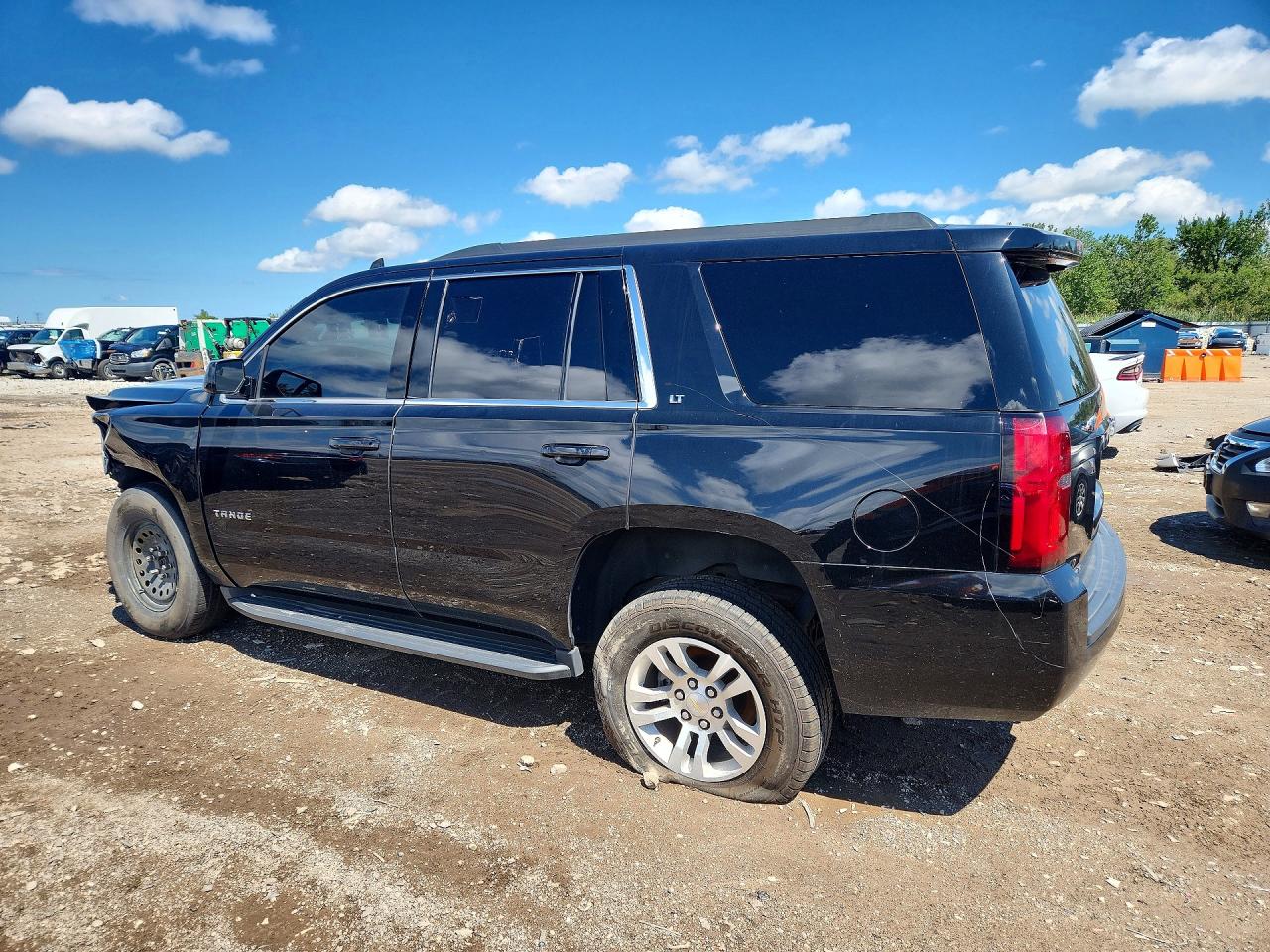 2015 Chevrolet Tahoe K1500 Lt Черный vin: 1GNSKBKC2FR651017