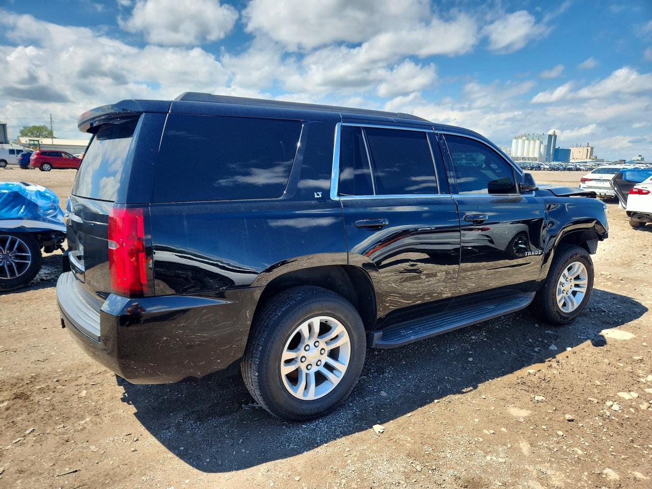 2015 Chevrolet Tahoe K1500 Lt Черный vin: 1GNSKBKC2FR651017