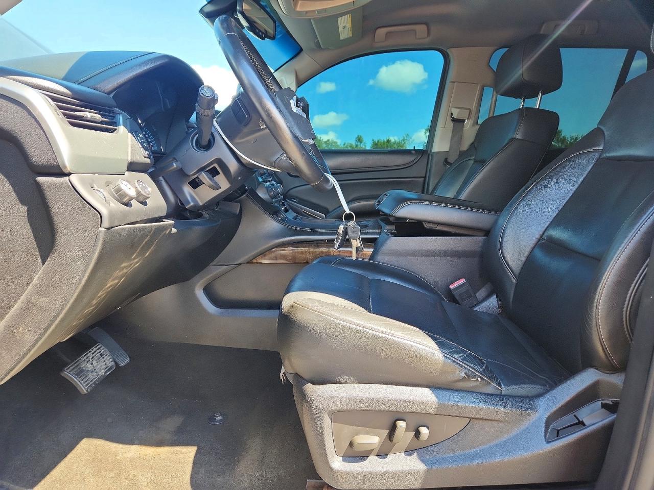 2015 Chevrolet Tahoe K1500 Lt Черный vin: 1GNSKBKC2FR651017