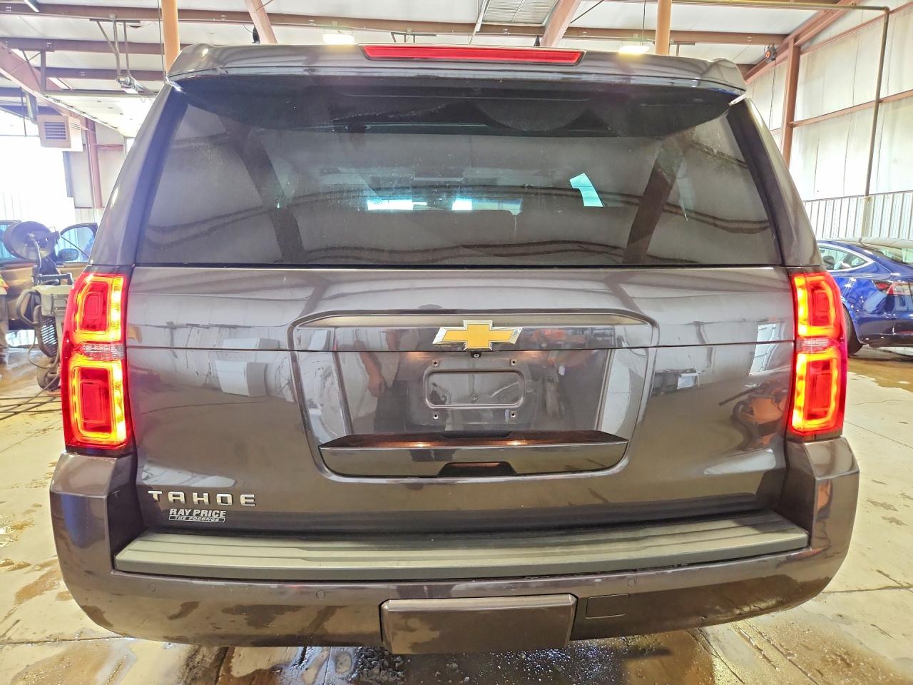 2015 Chevrolet Tahoe K1500 Lt Gray vin: 1GNSKBKC2FR726475