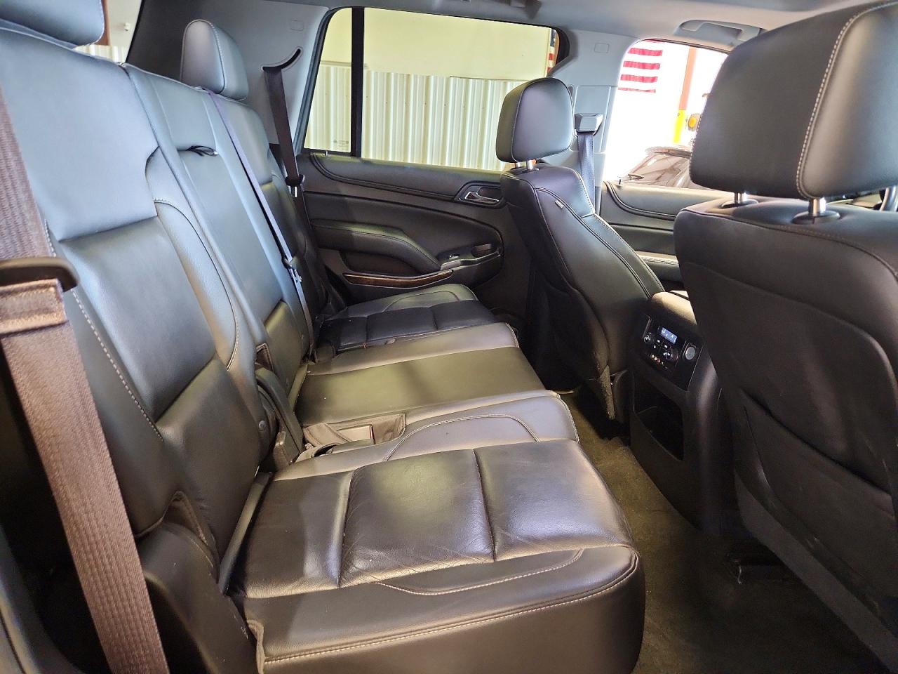 2015 Chevrolet Tahoe K1500 Lt Gray vin: 1GNSKBKC2FR726475