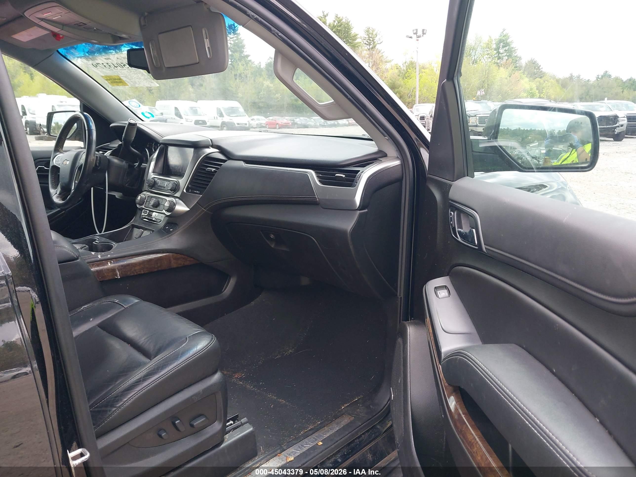 2019 Chevrolet Tahoe Lt Black vin: 1GNSKBKC2KR266714