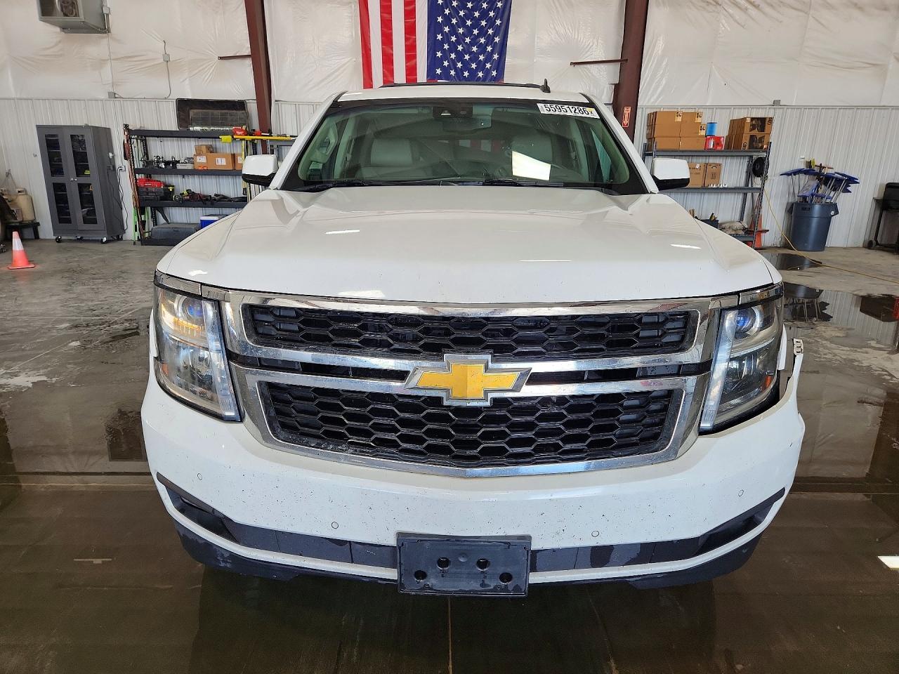 2015 Chevrolet Tahoe K1500 Lt White vin: 1GNSKBKC3FR118707
