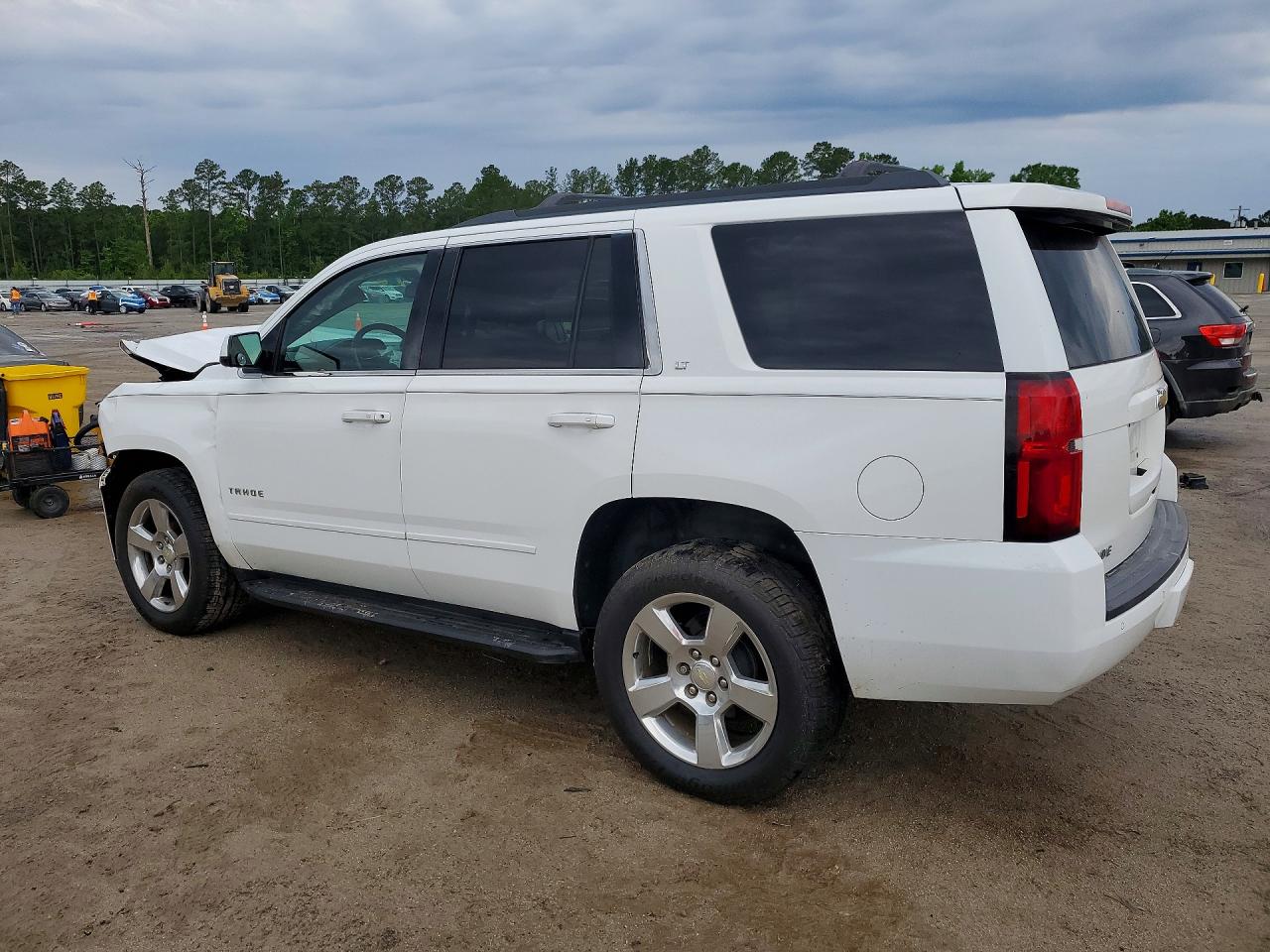 2015 Chevrolet Tahoe K1500 Lt White vin: 1GNSKBKC3FR126645
