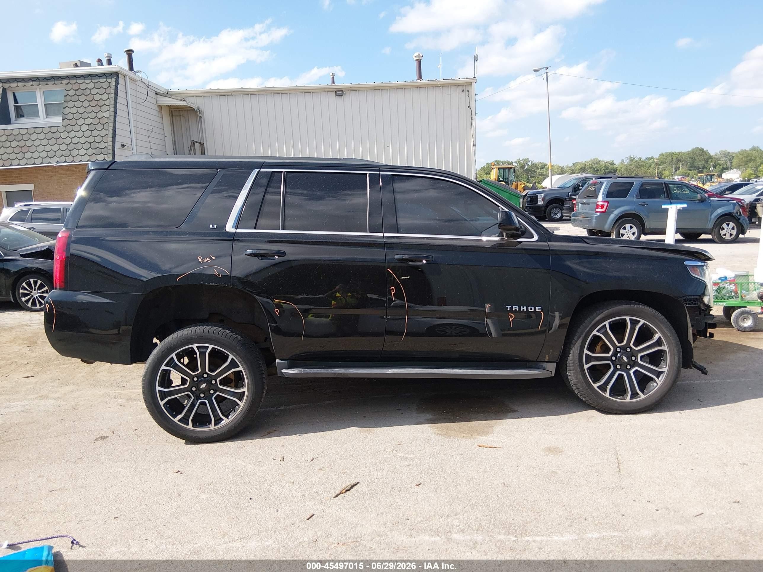 2015 Chevrolet Tahoe Lt Black vin: 1GNSKBKC3FR270311
