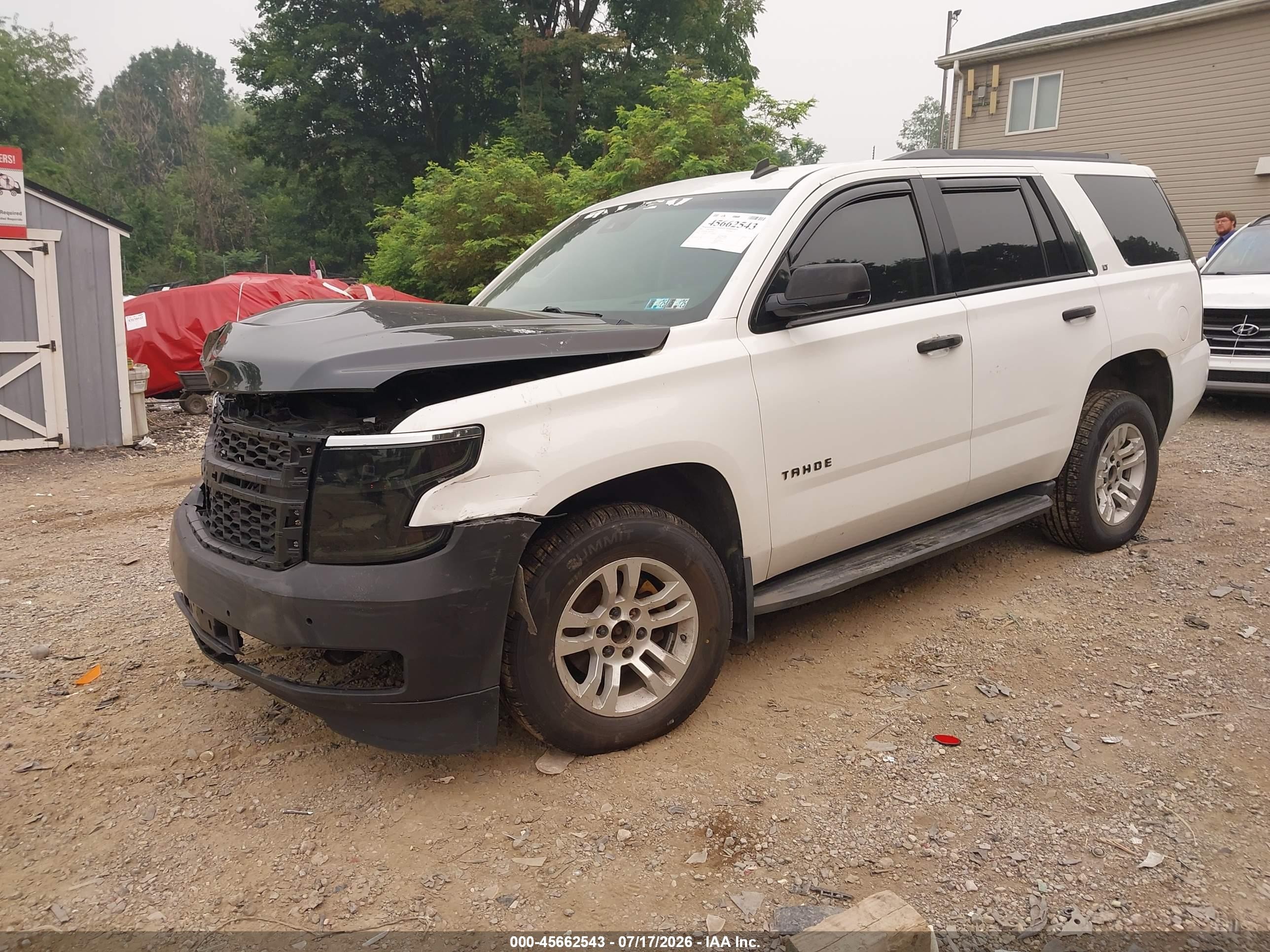 2015 Chevrolet Tahoe Lt White vin: 1GNSKBKC3FR295693