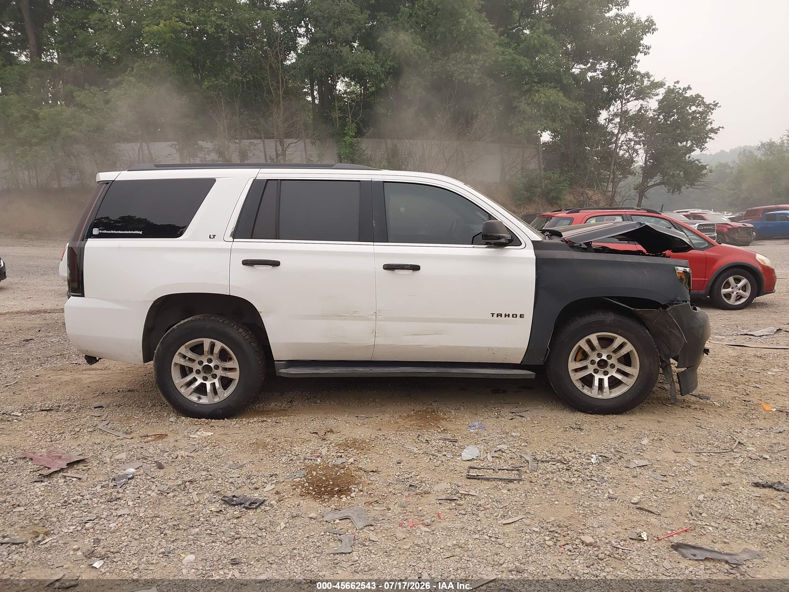 2015 Chevrolet Tahoe Lt White vin: 1GNSKBKC3FR295693