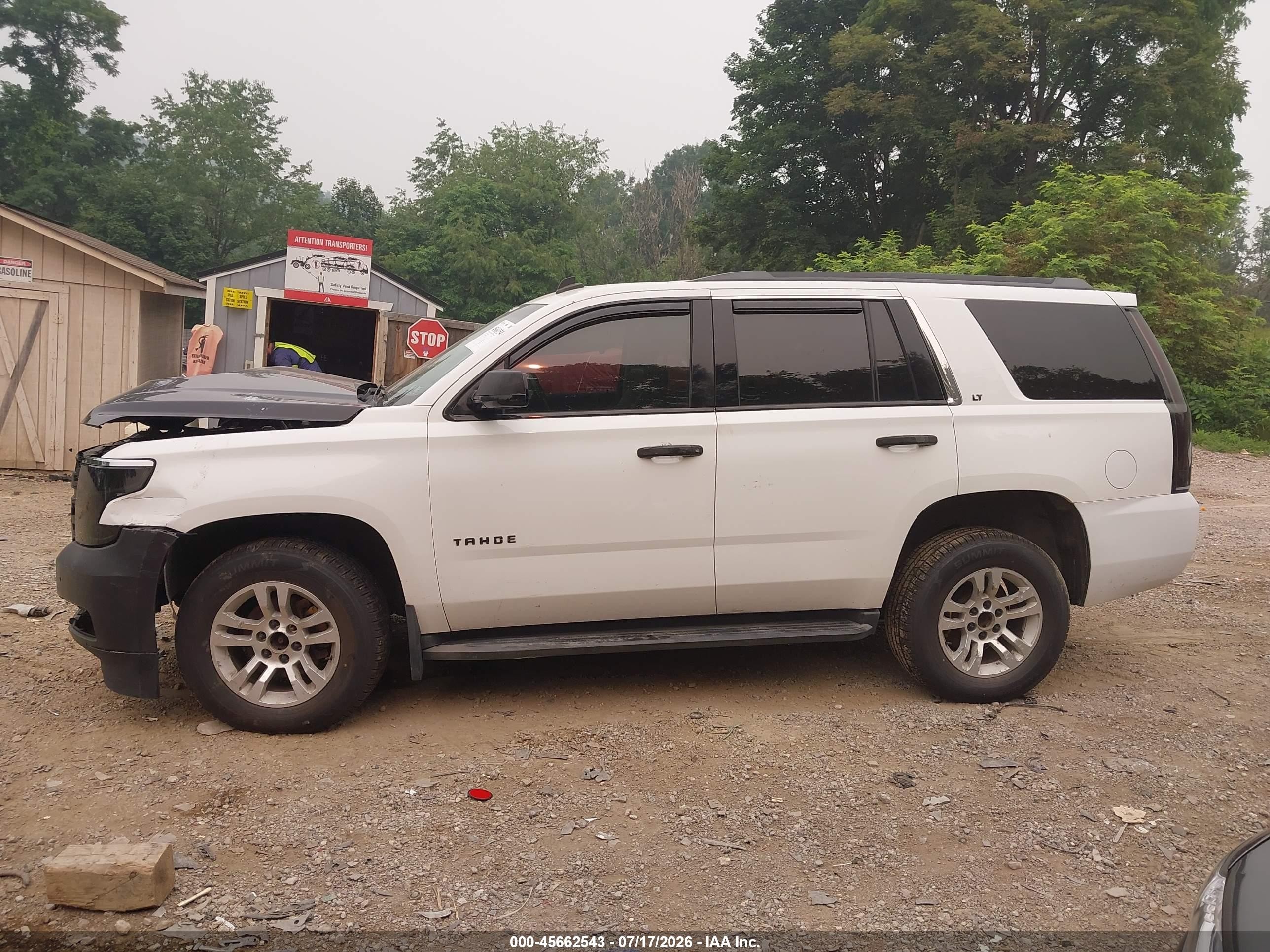2015 Chevrolet Tahoe Lt White vin: 1GNSKBKC3FR295693