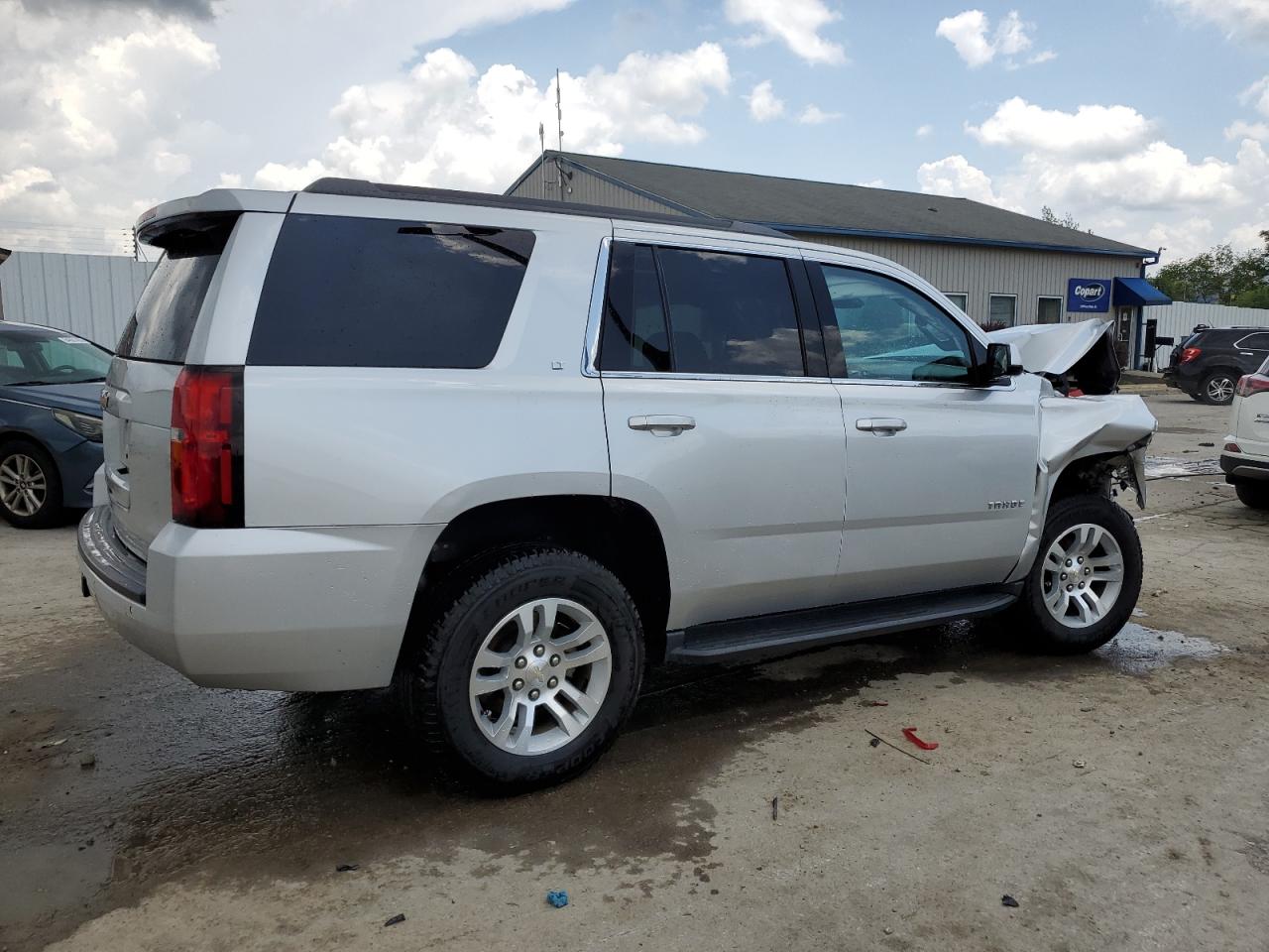 2018 Chevrolet Tahoe K1500 Lt Silver vin: 1GNSKBKC3JR352211