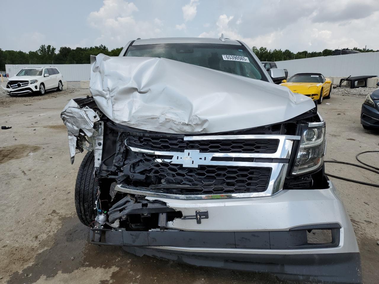 2018 Chevrolet Tahoe K1500 Lt Silver vin: 1GNSKBKC3JR352211