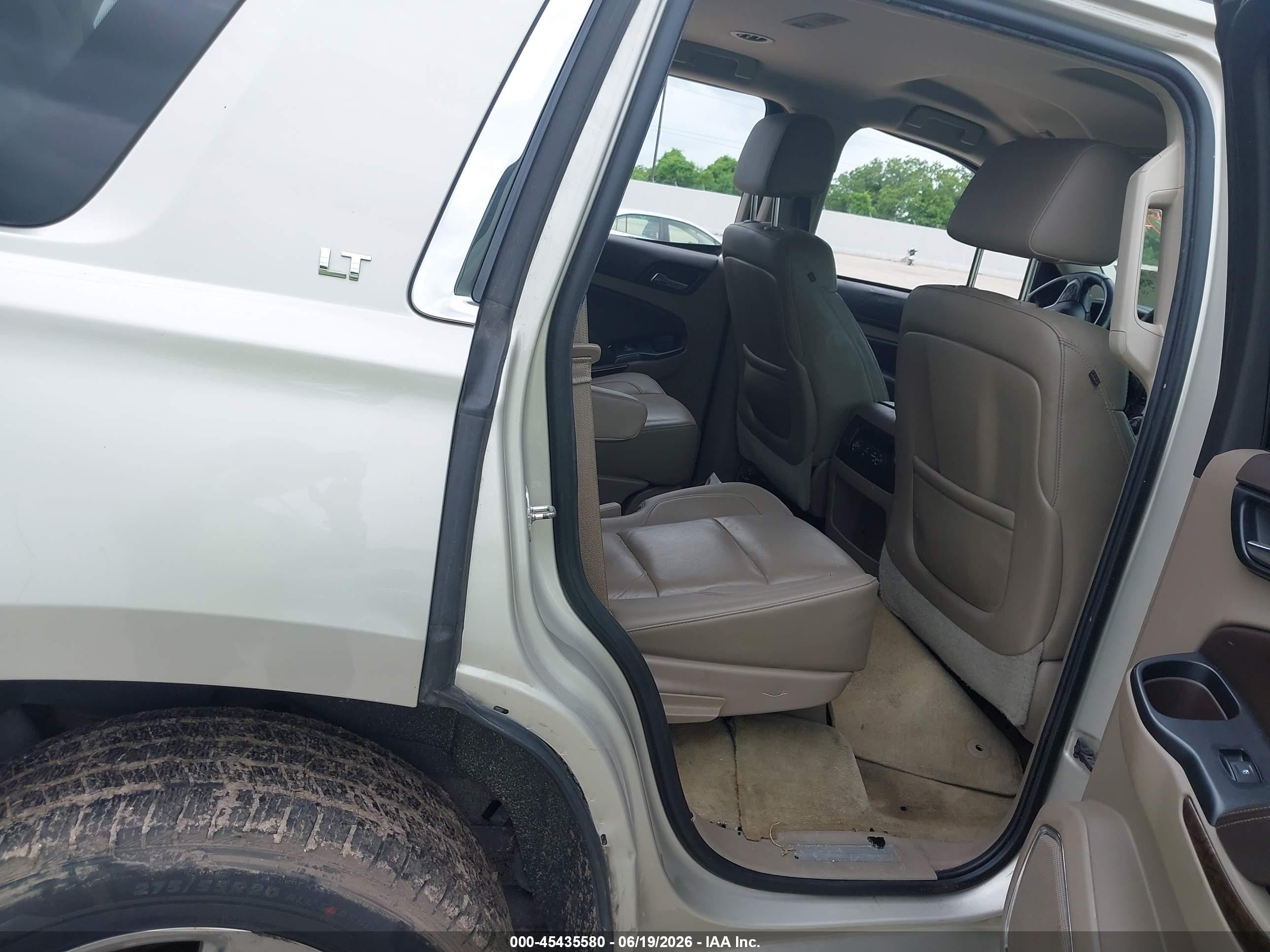 2015 Chevrolet Tahoe Lt Золотой vin: 1GNSKBKC4FR223255
