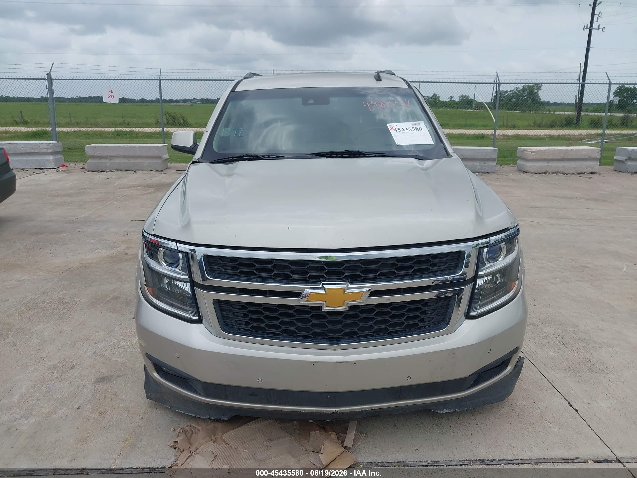 2015 Chevrolet Tahoe Lt Золотой vin: 1GNSKBKC4FR223255