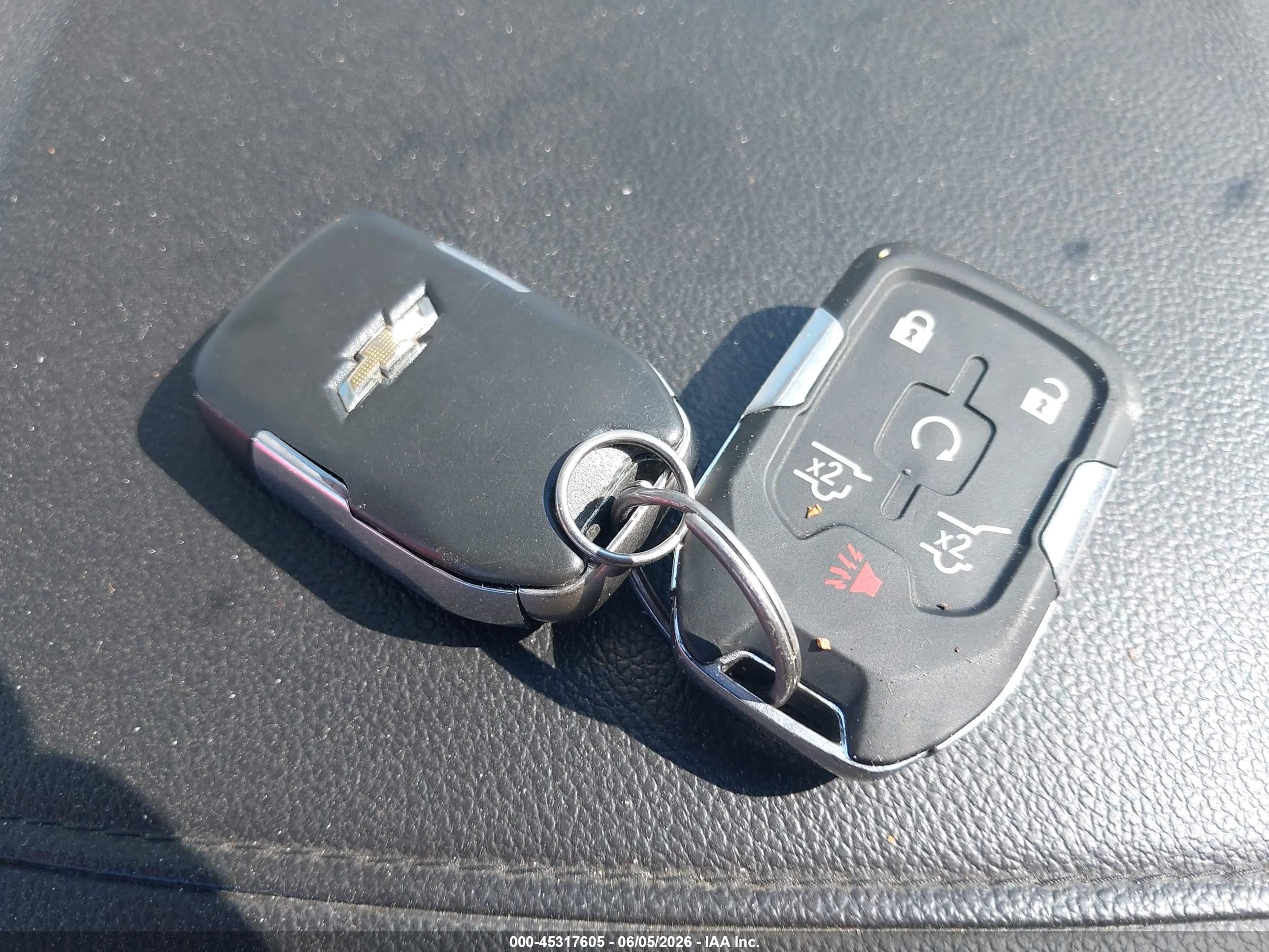 2015 Chevrolet Tahoe Lt Красный vin: 1GNSKBKC4FR234787