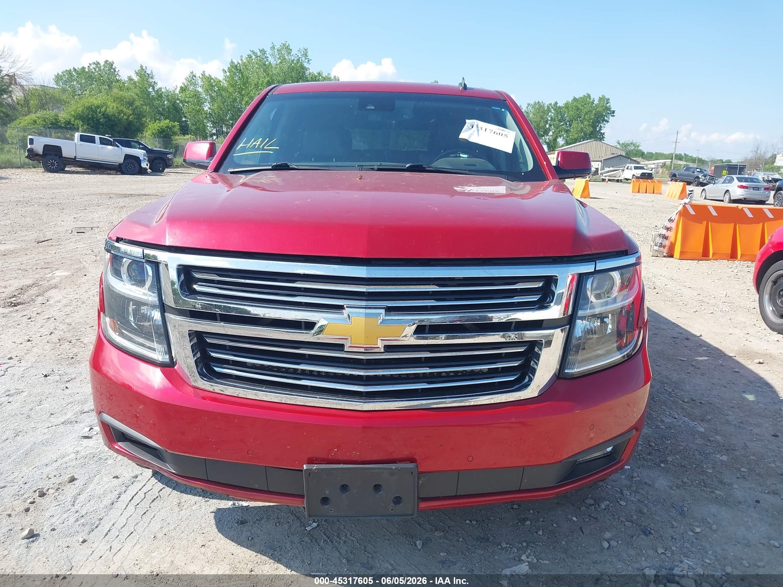 2015 Chevrolet Tahoe Lt Красный vin: 1GNSKBKC4FR234787