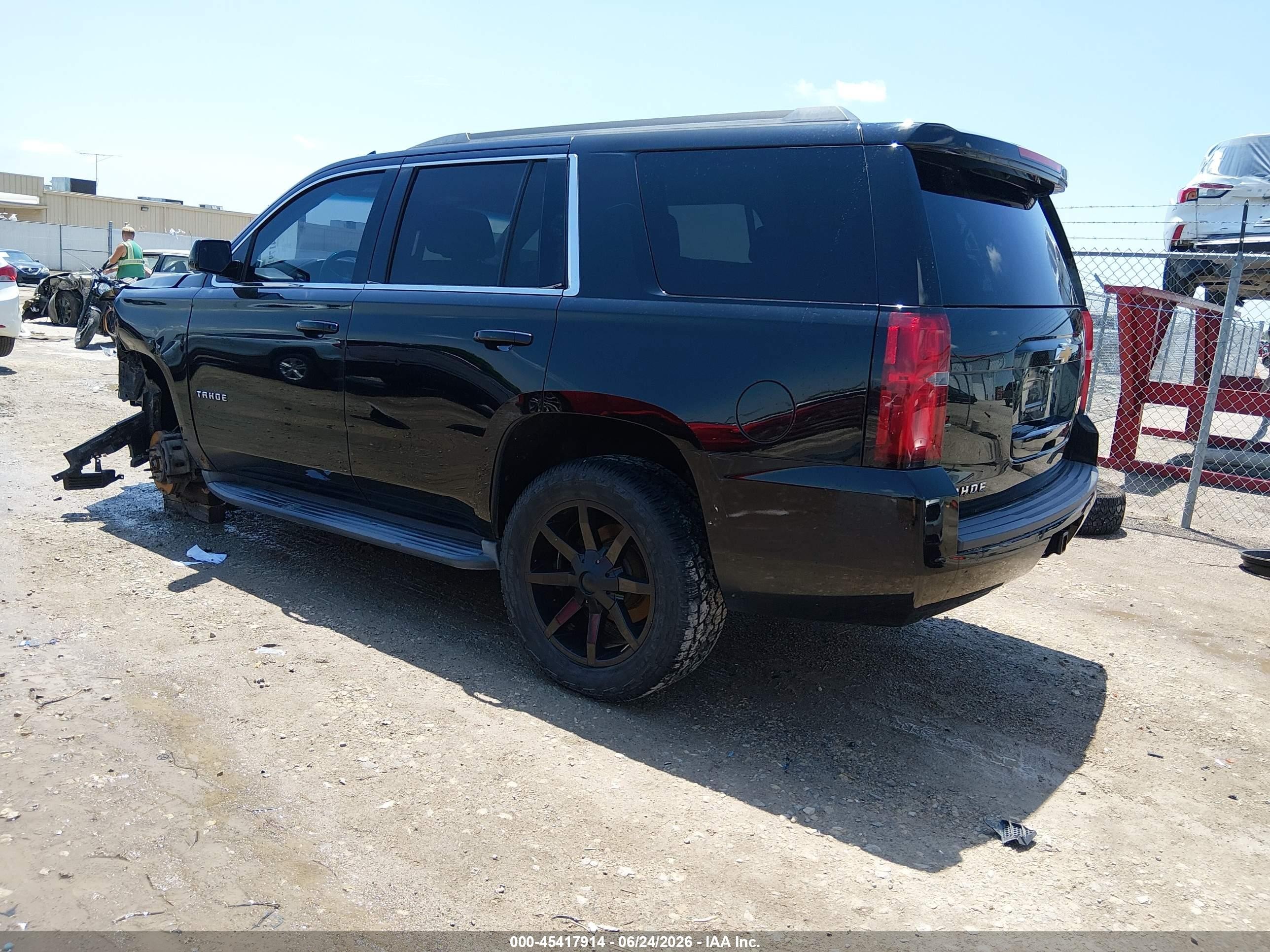 2015 Chevrolet Tahoe Lt Black vin: 1GNSKBKC4FR613143