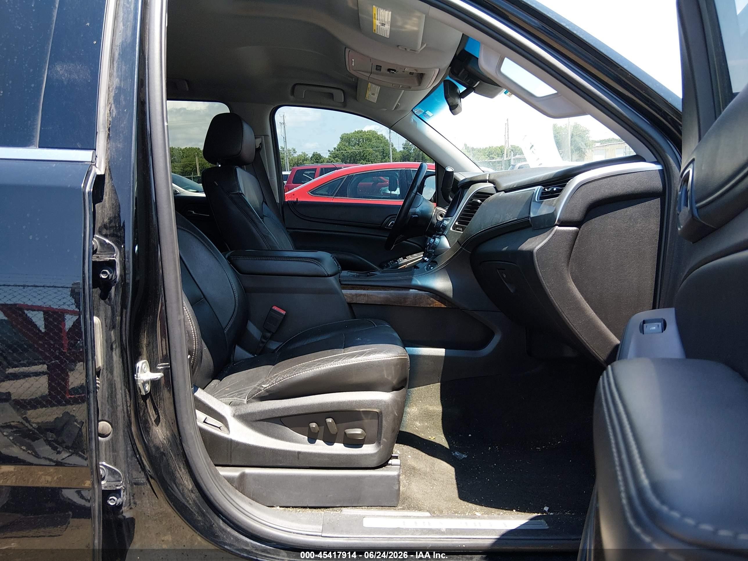 2015 Chevrolet Tahoe Lt Black vin: 1GNSKBKC4FR613143