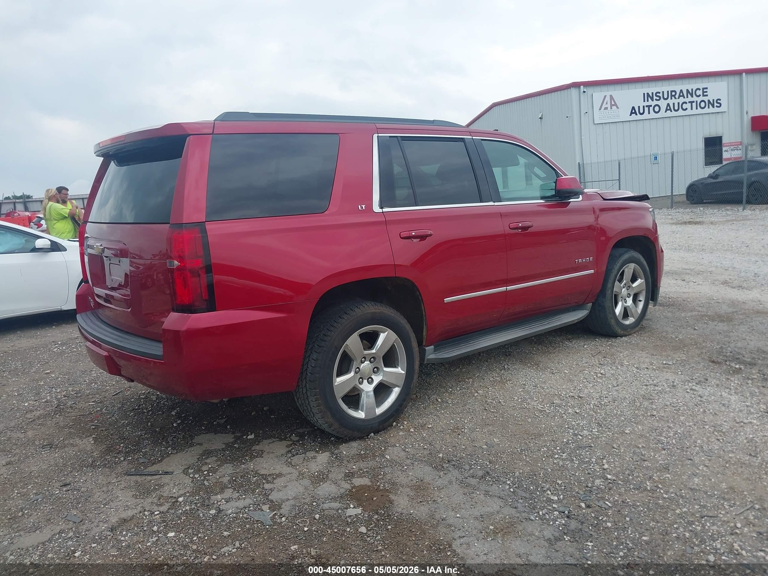 2015 Chevrolet Tahoe Lt Red vin: 1GNSKBKC4FR628192