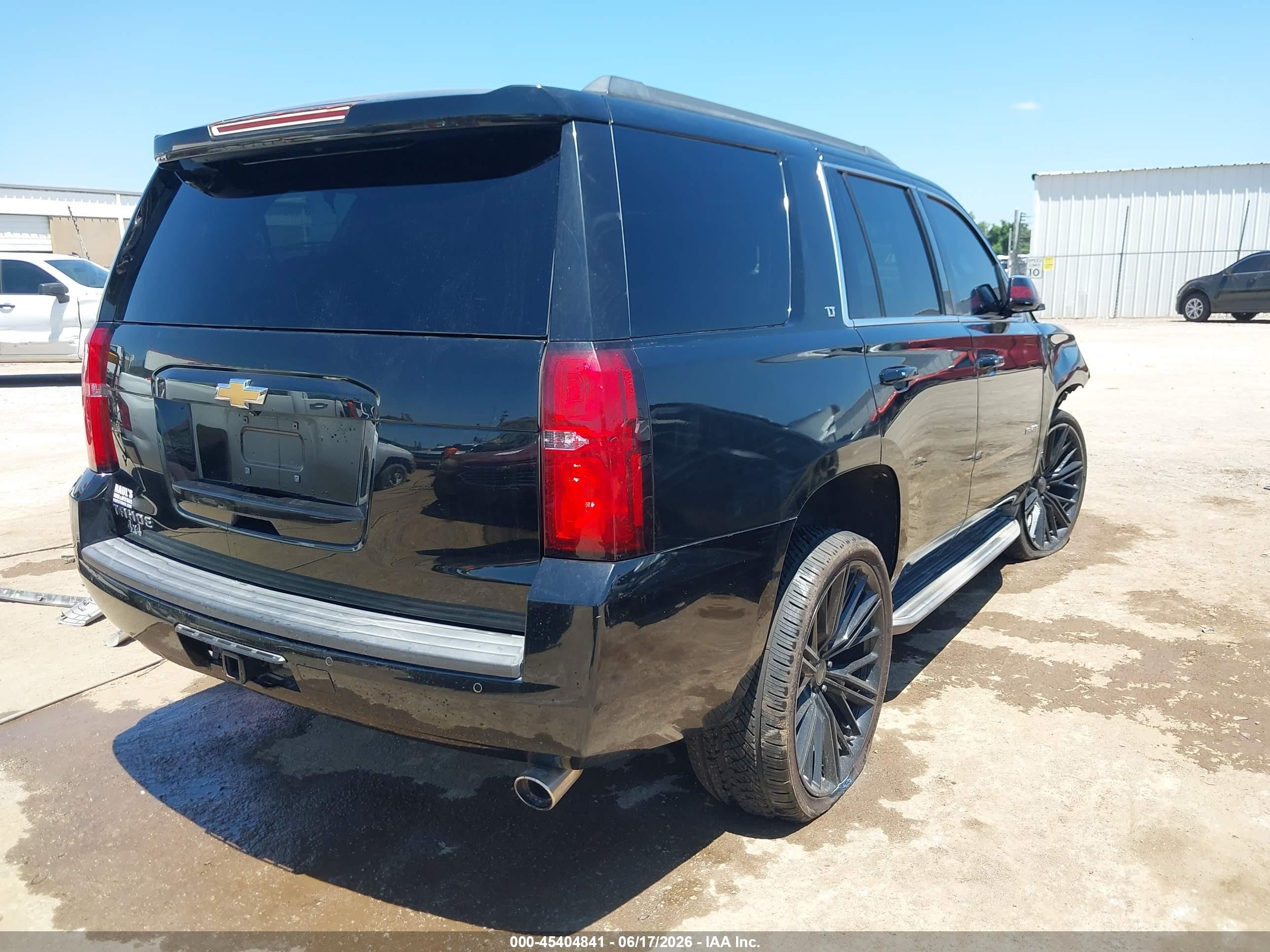 2015 Chevrolet Tahoe Lt Black vin: 1GNSKBKC4FR634462